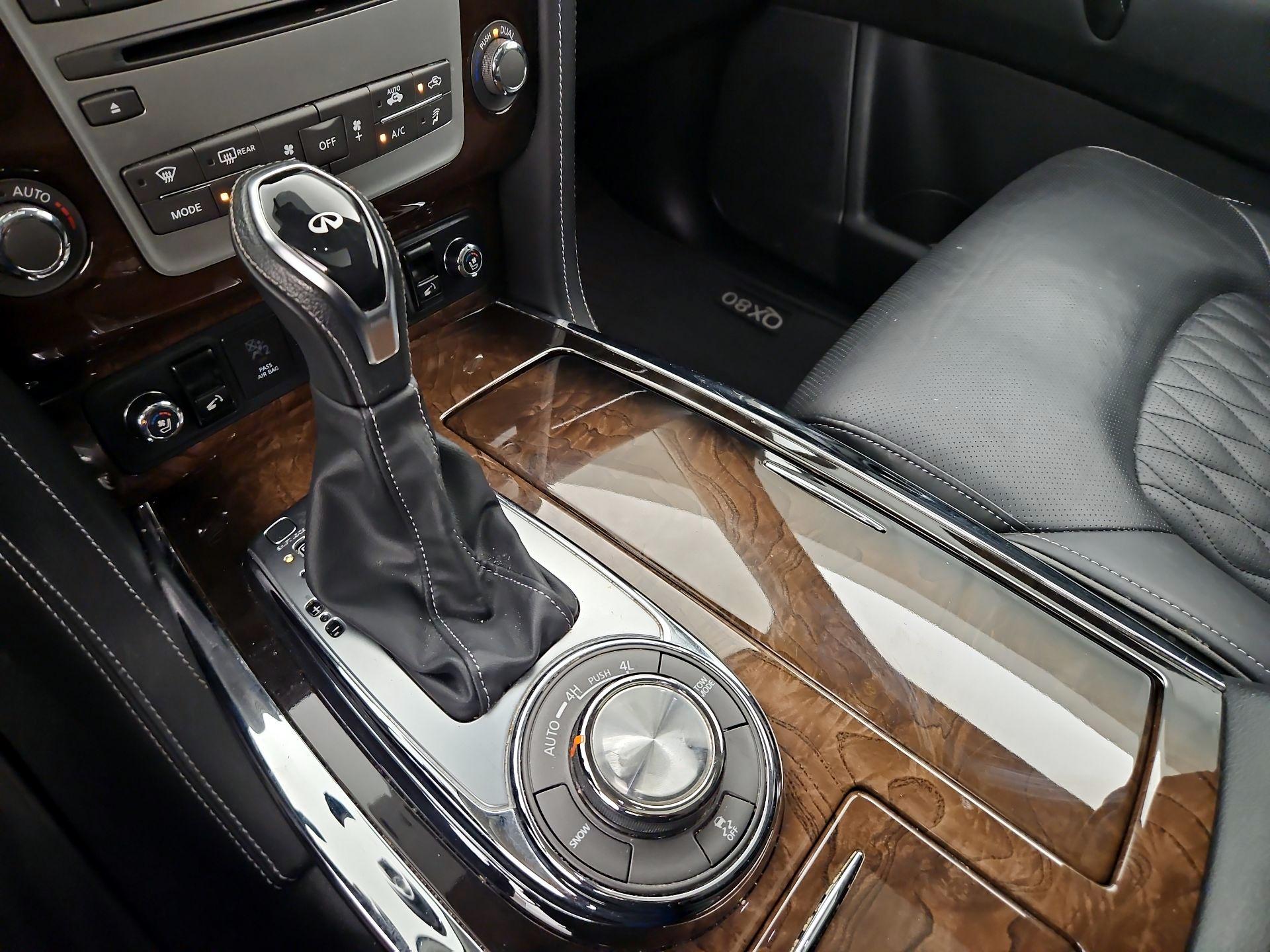 Thumbnail: 2019 INFINITI QX80 - 17