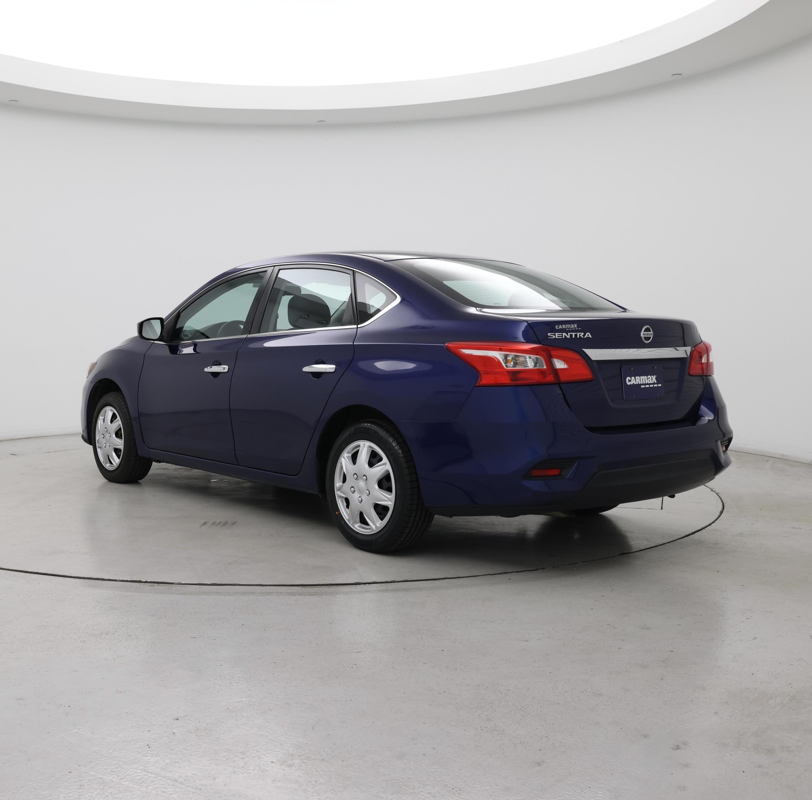 Thumbnail: 2017 Nissan Sentra - 2