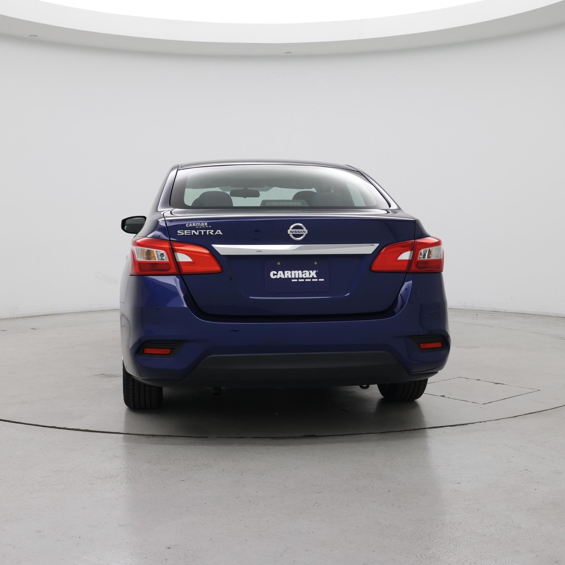 Thumbnail: 2017 Nissan Sentra - 6