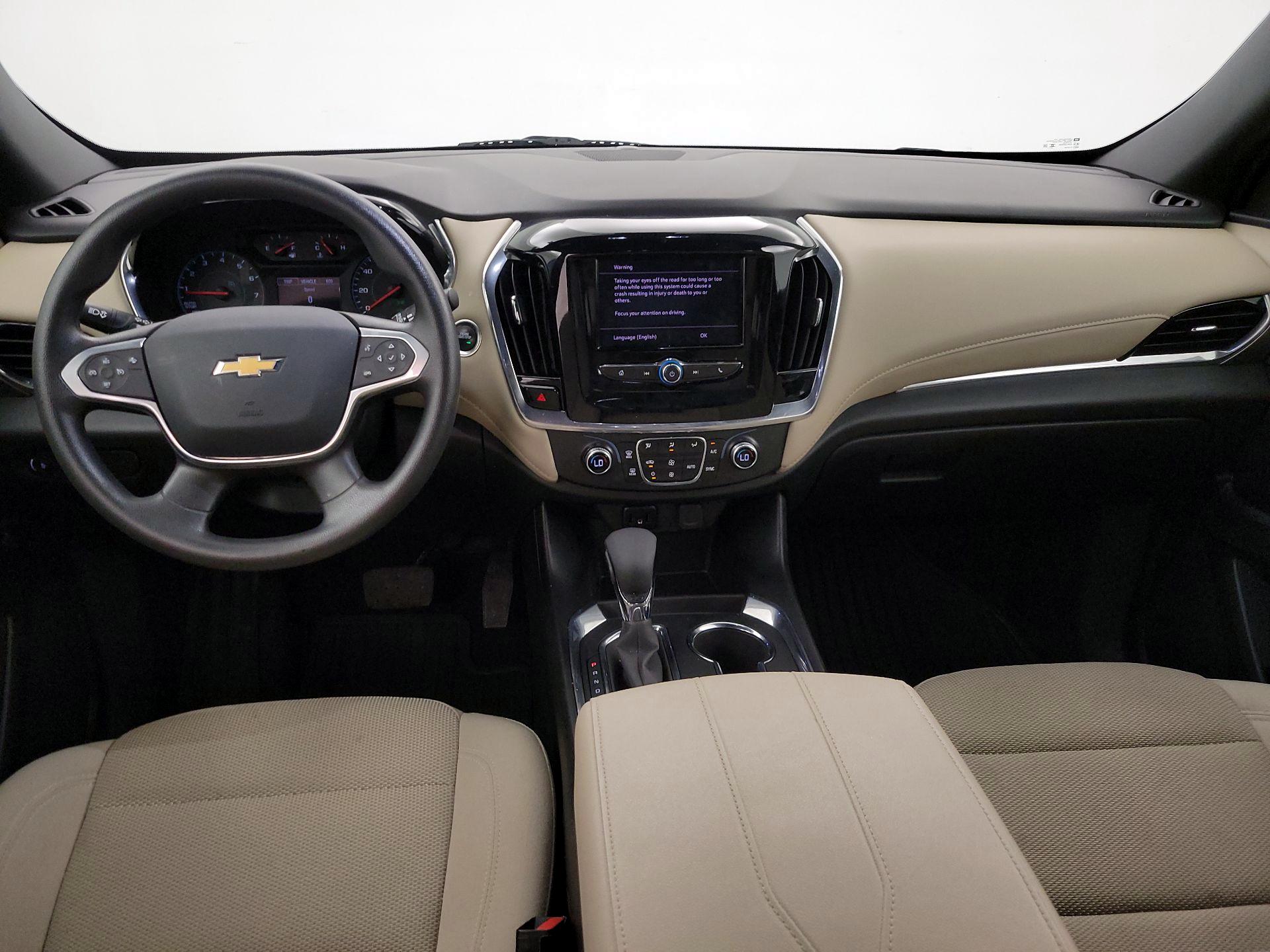 Thumbnail: 2023 Chevrolet Traverse - 9