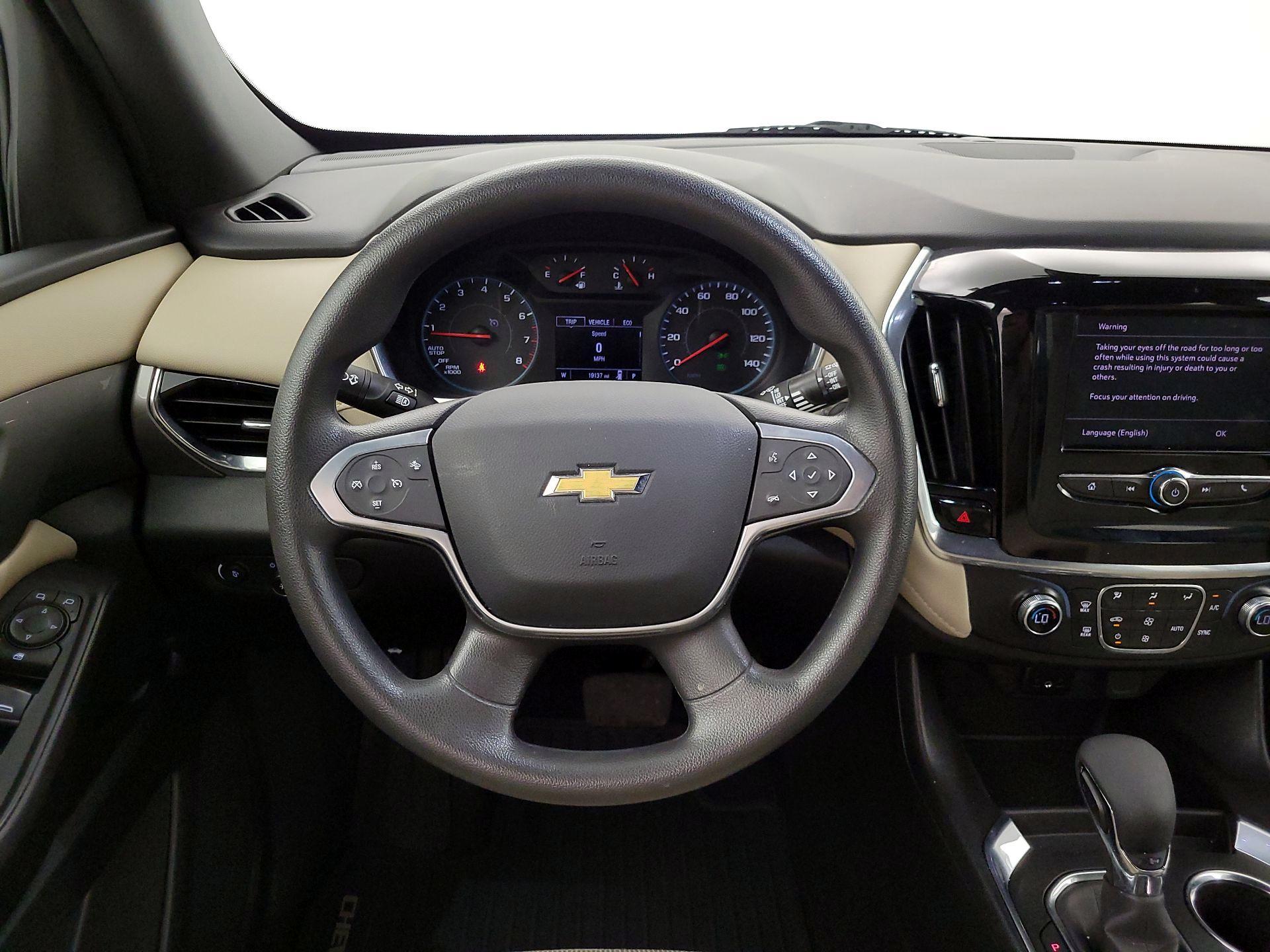 Thumbnail: 2023 Chevrolet Traverse - 10