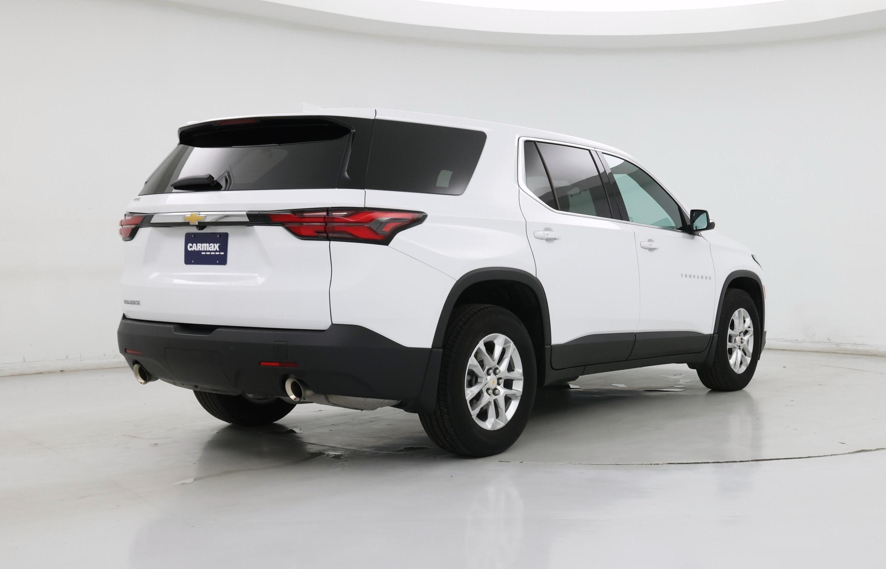 Thumbnail: 2023 Chevrolet Traverse - 8