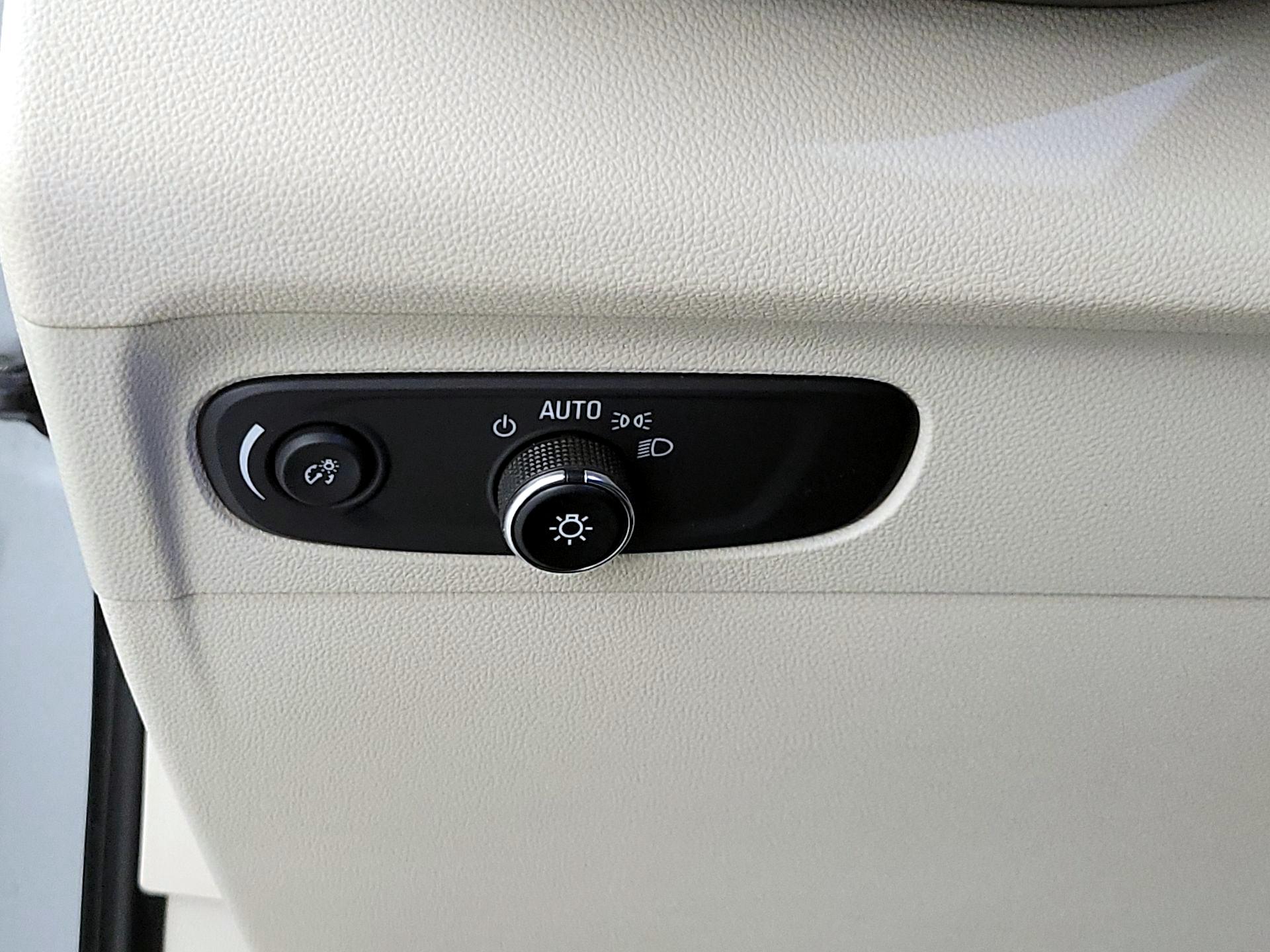 Thumbnail: 2023 Buick Envision - 13