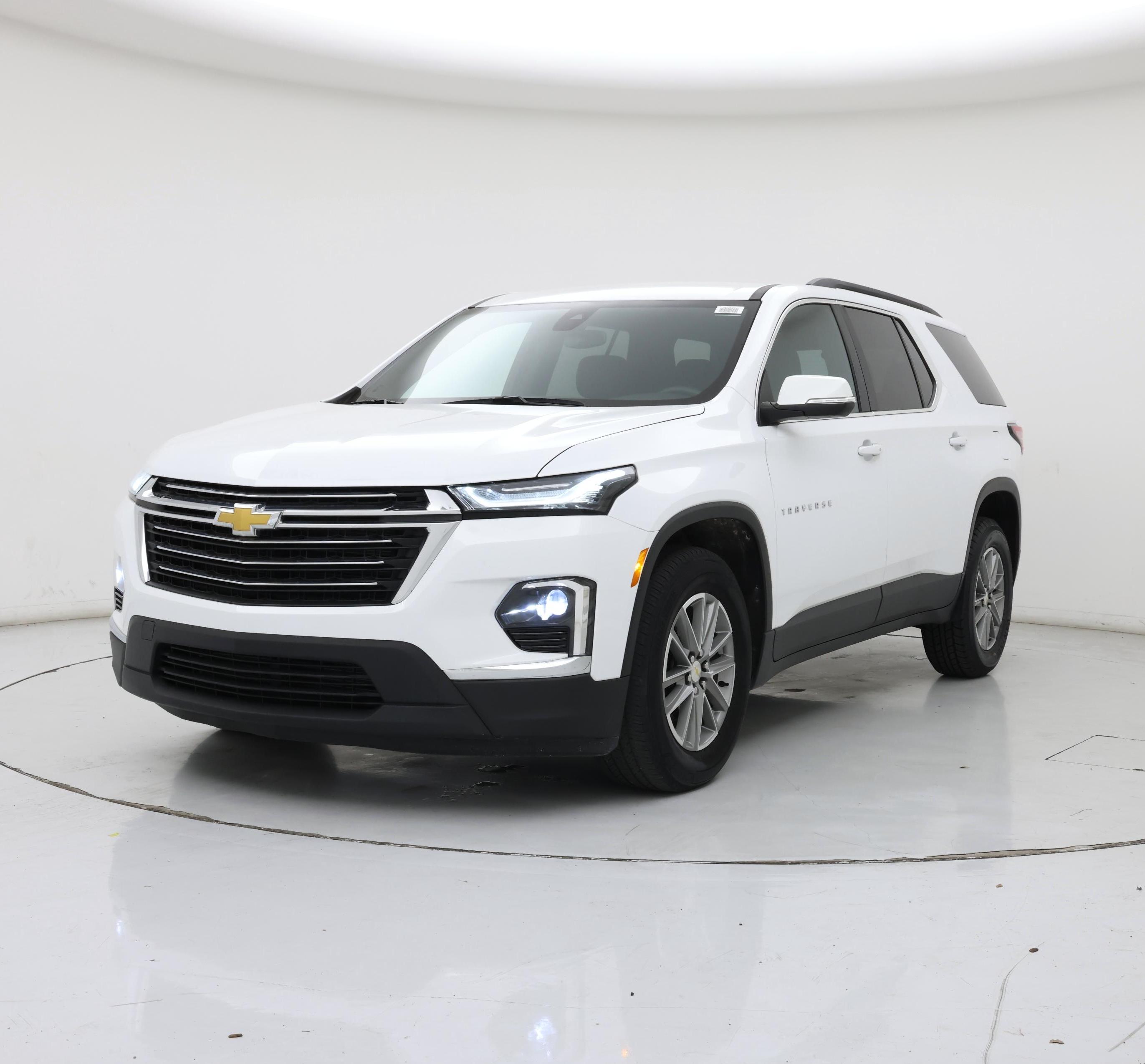 Thumbnail: 2023 Chevrolet Traverse - 4