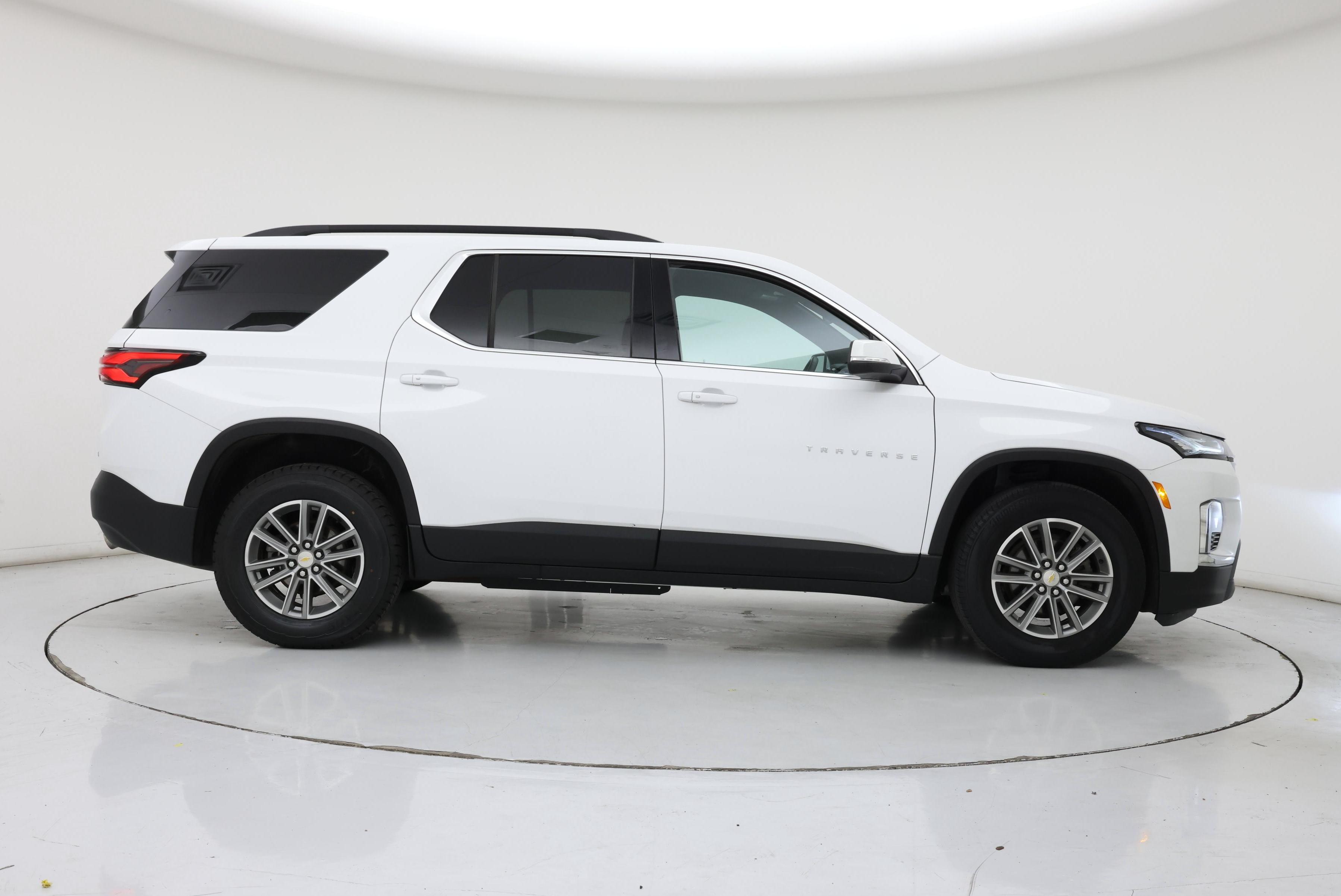 Thumbnail: 2023 Chevrolet Traverse - 7