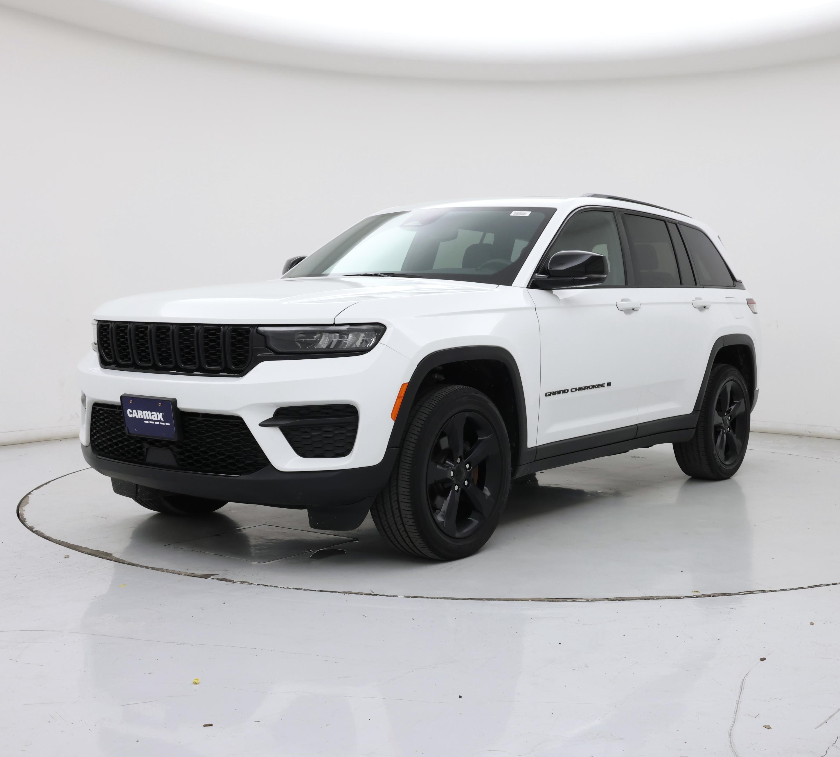 Thumbnail: 2023 Jeep Grand Cherokee - 4
