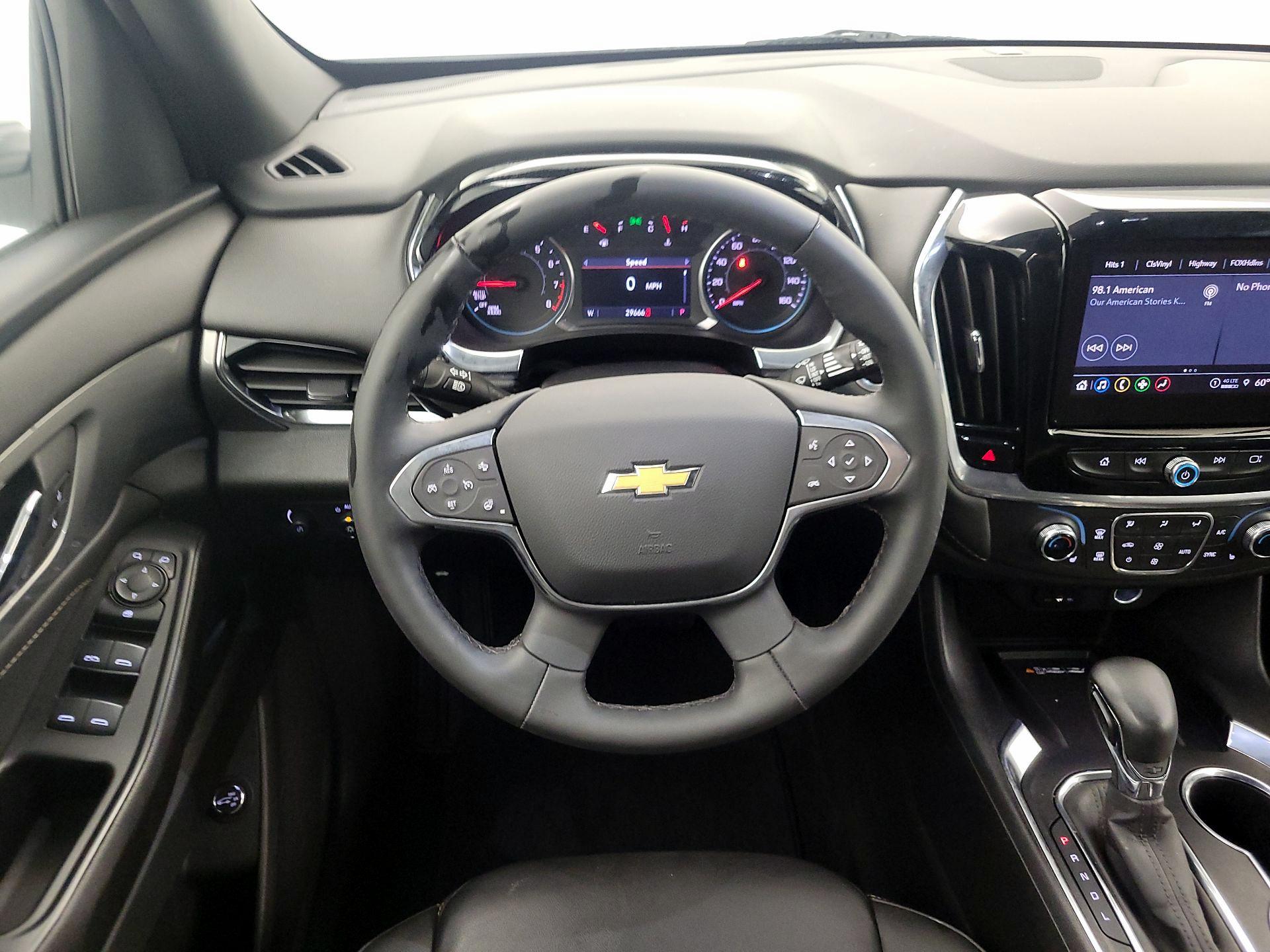 Thumbnail: 2023 Chevrolet Traverse - 10