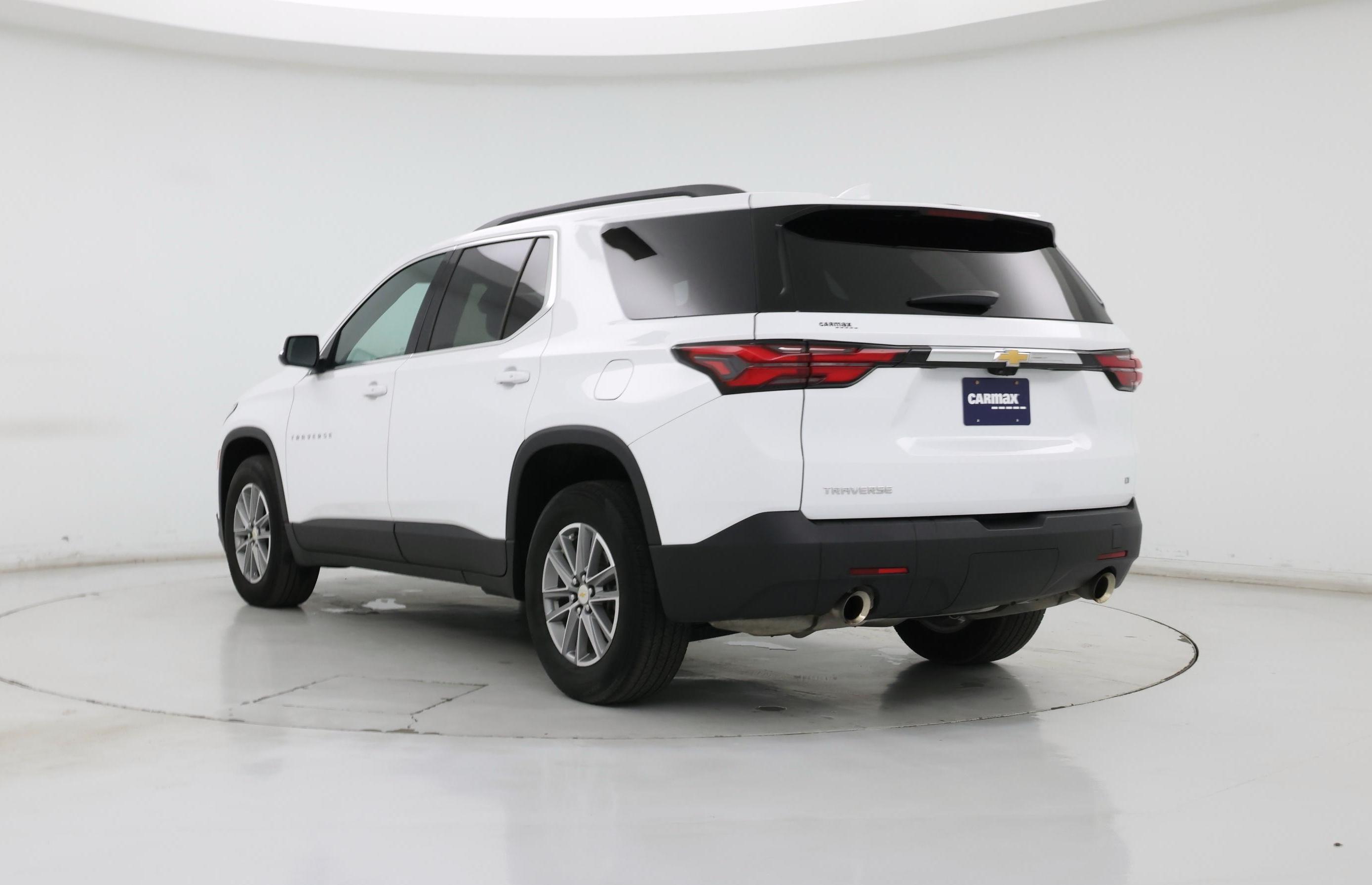 Thumbnail: 2023 Chevrolet Traverse - 2