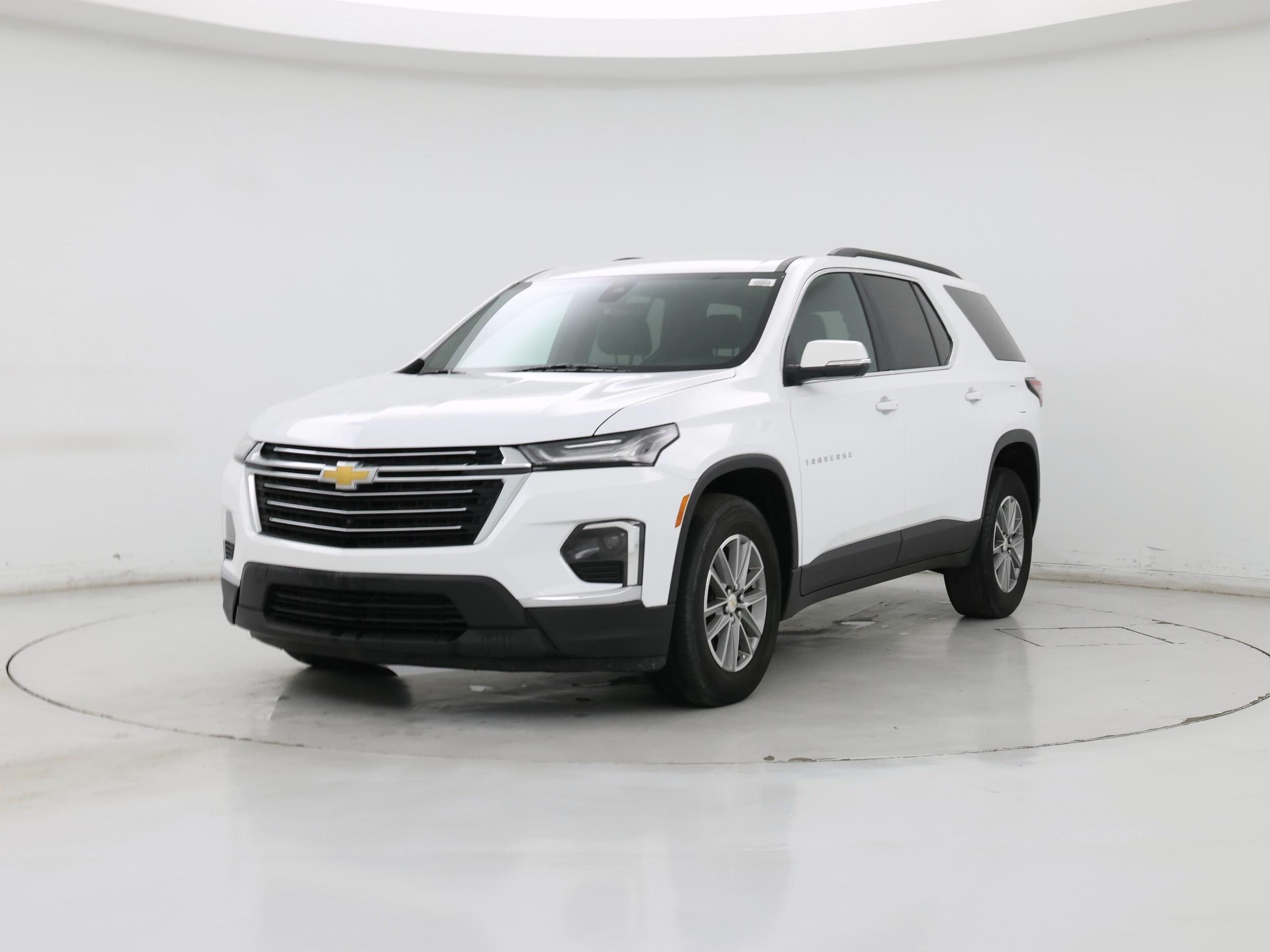 Thumbnail: 2023 Chevrolet Traverse - 4