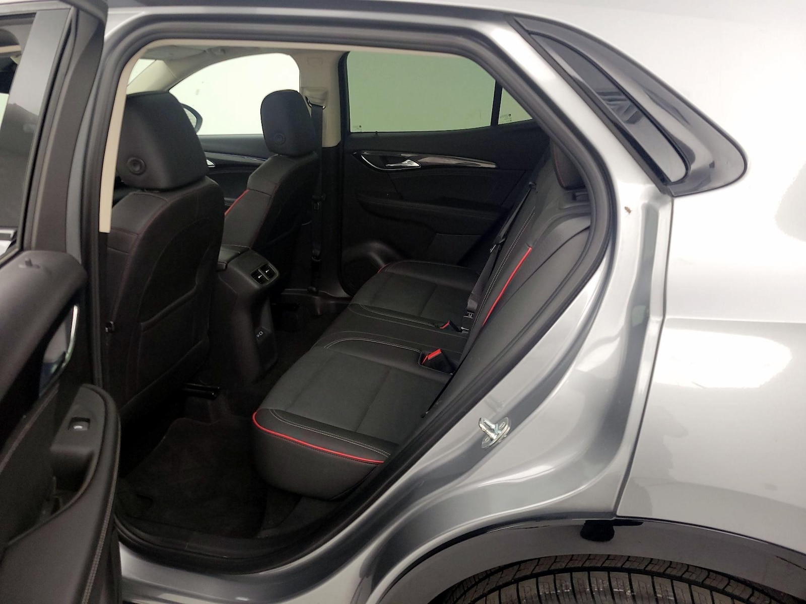 2023 Buick Envision Essence - Photo 21
