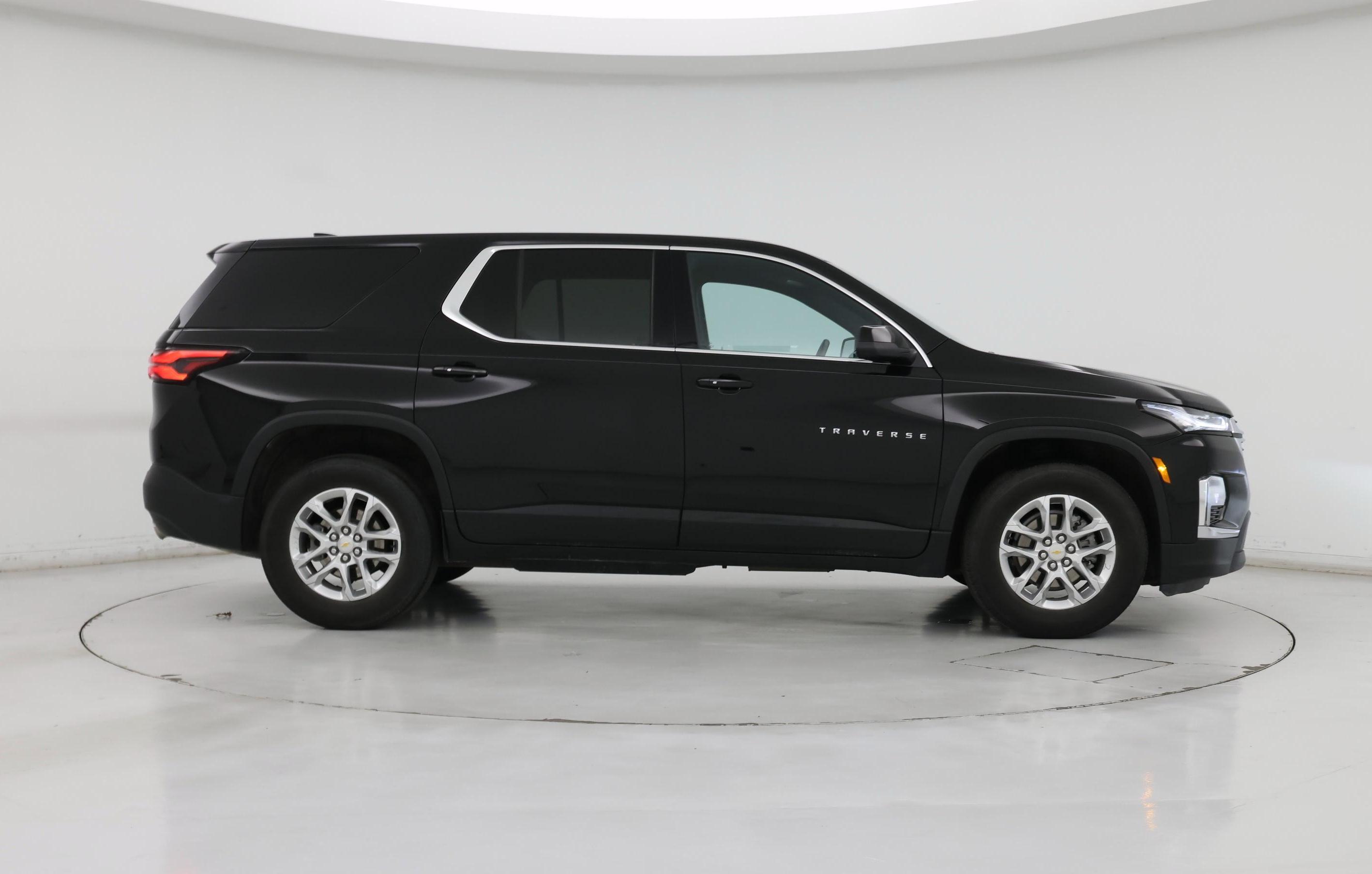 Thumbnail: 2023 Chevrolet Traverse - 7
