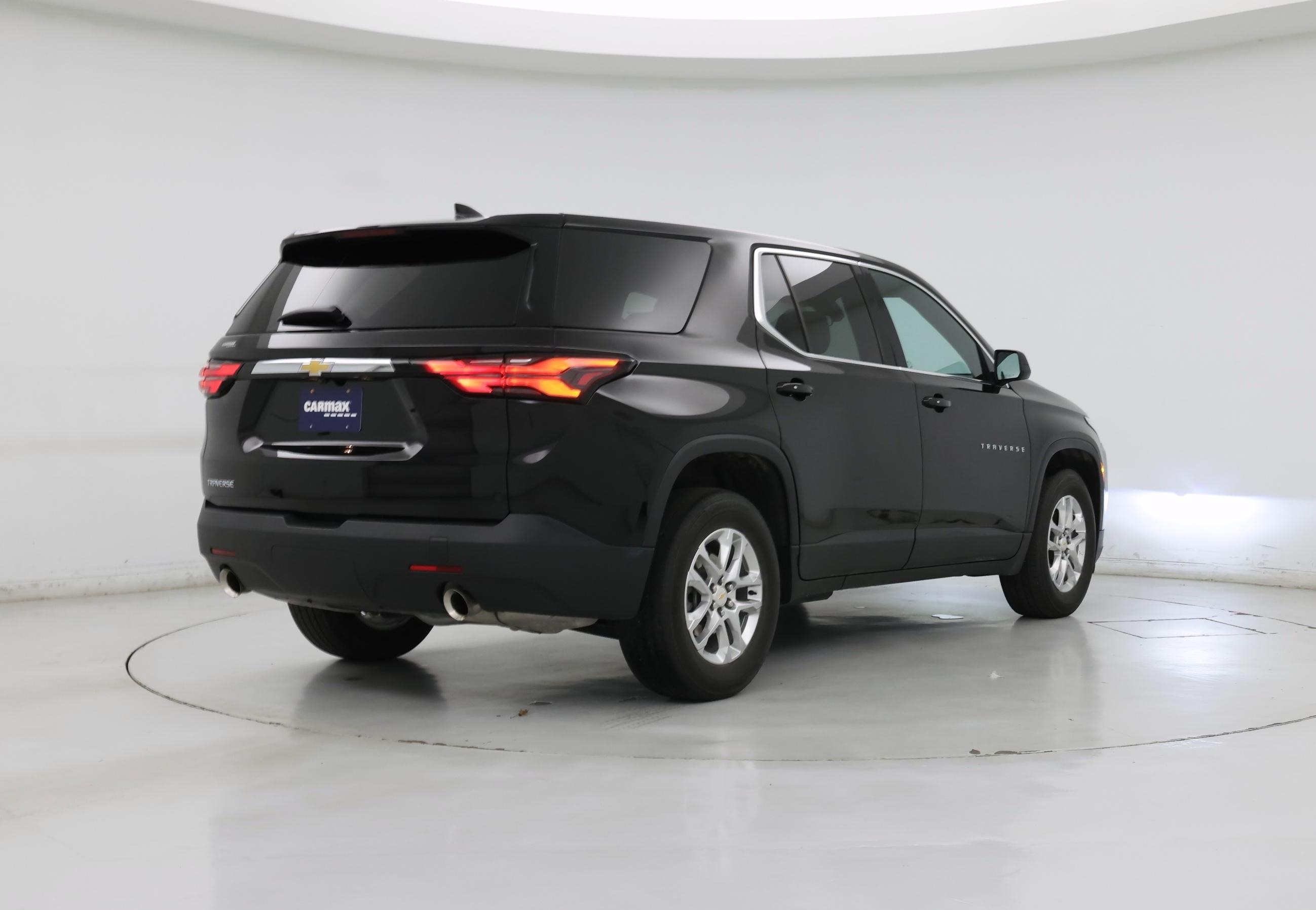 Thumbnail: 2023 Chevrolet Traverse - 8