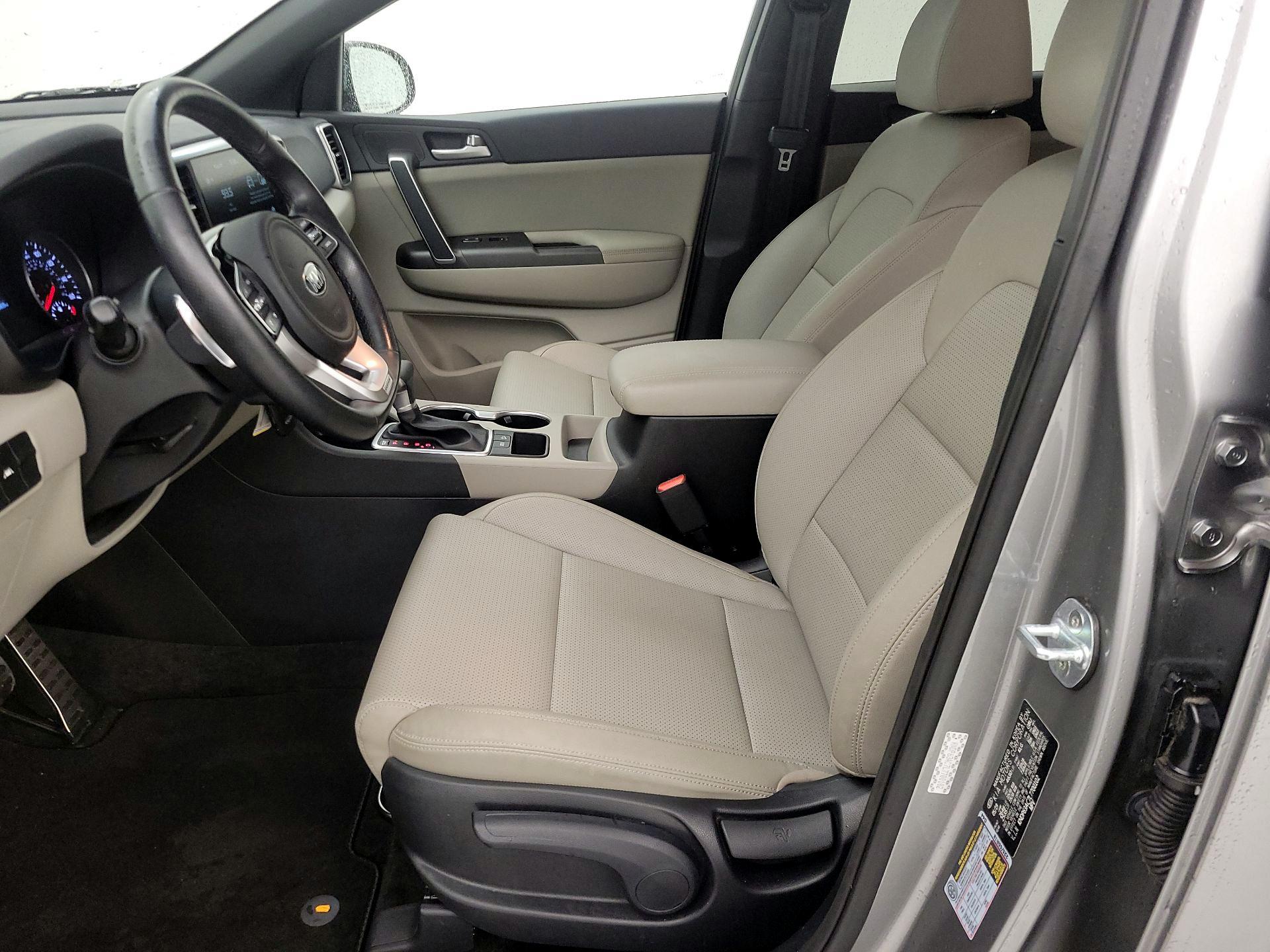 Thumbnail: 2020 Kia Sportage - 11