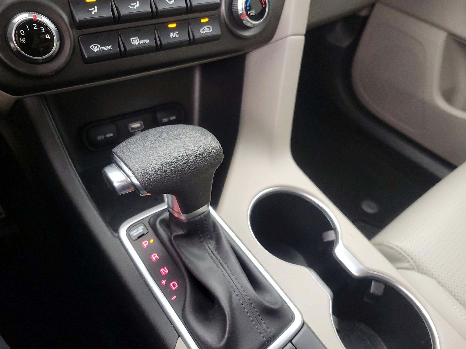 Thumbnail: 2020 Kia Sportage - 17