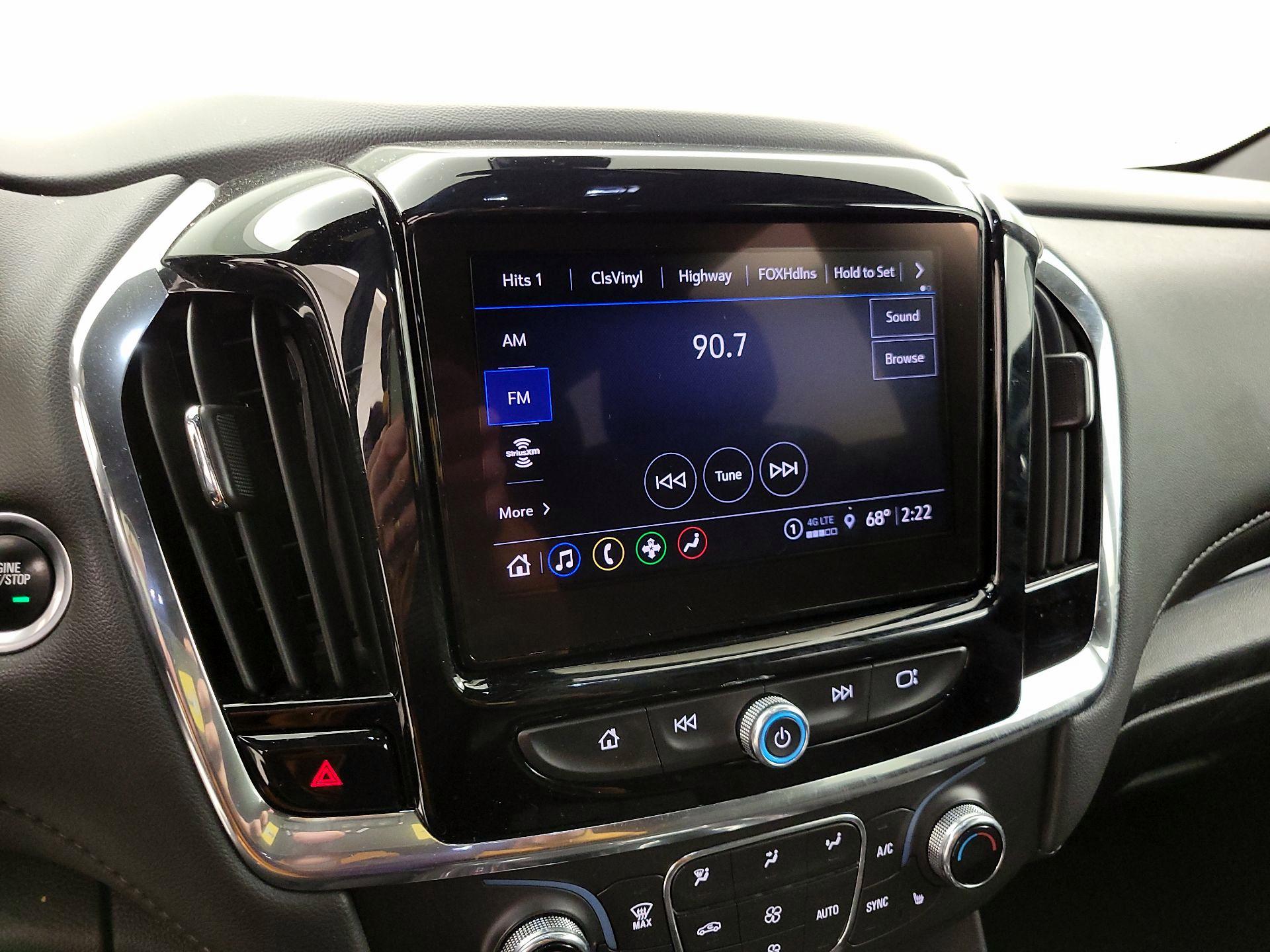 Thumbnail: 2023 Chevrolet Traverse - 15