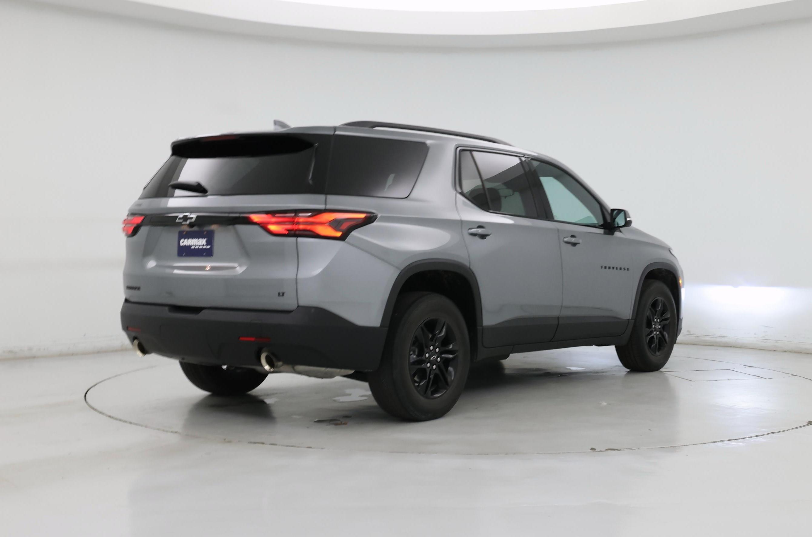 Thumbnail: 2023 Chevrolet Traverse - 8