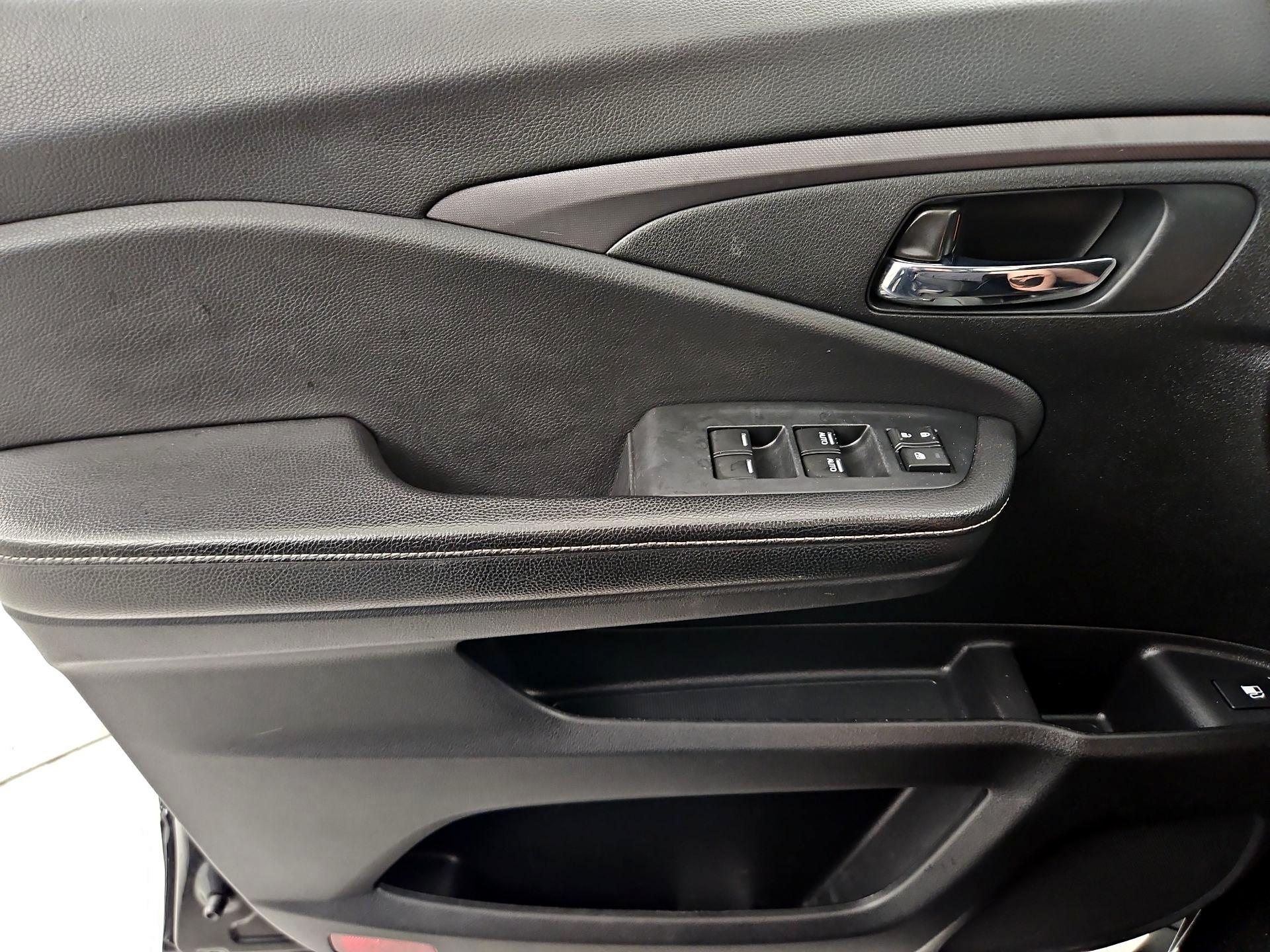 Thumbnail: 2021 Honda Ridgeline - 12