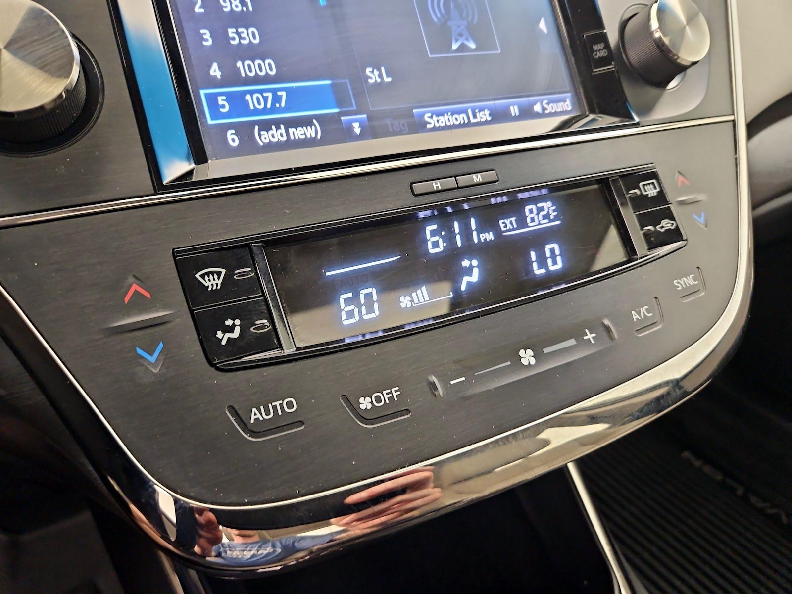 2017 Toyota Avalon XLE Premium - Photo 17