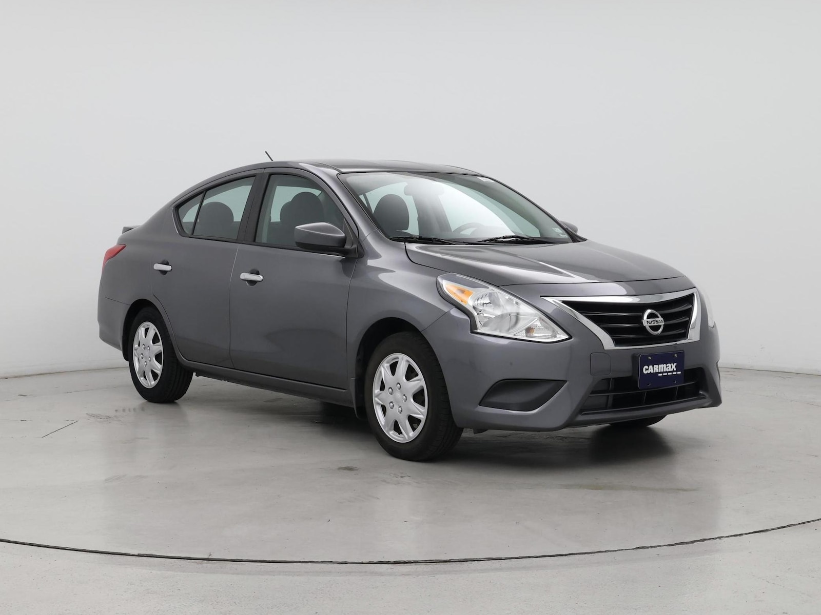 2019 Nissan Versa Sedan SV - Photo 2