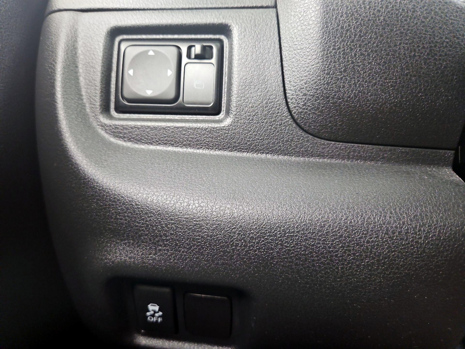 2019 Nissan Versa Sedan SV - Photo 14