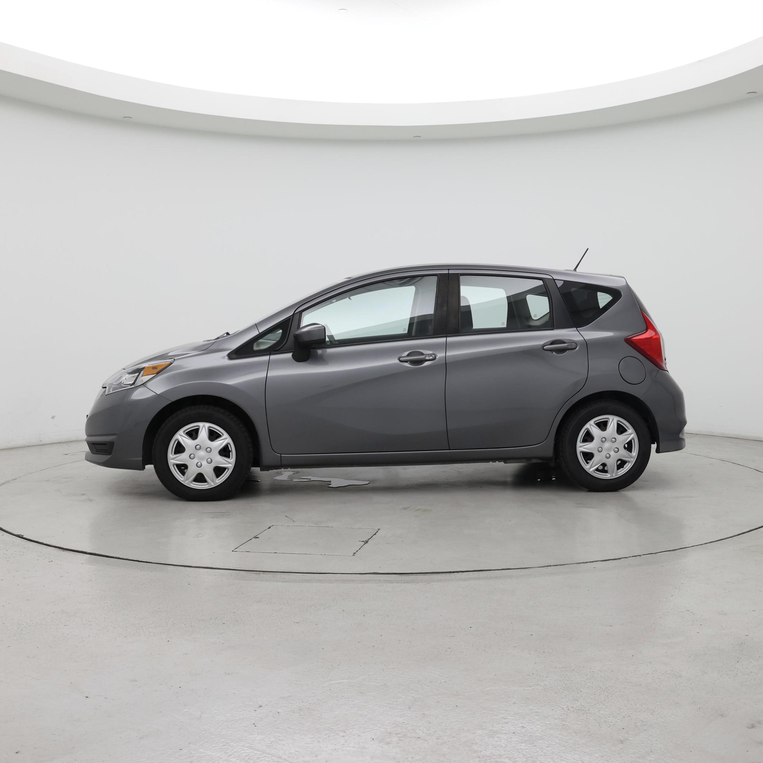 Thumbnail: 2017 Nissan Versa Note - 3