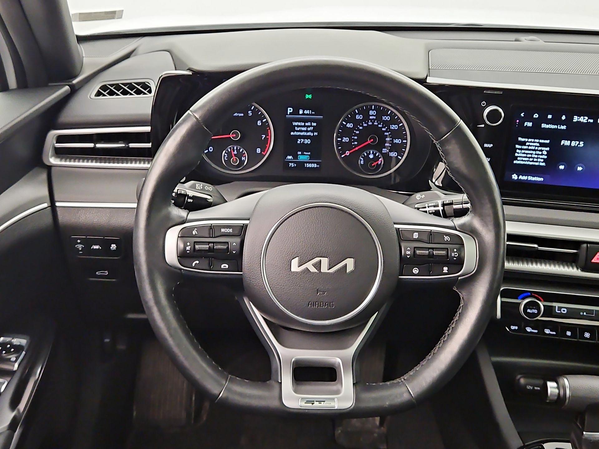 Thumbnail: 2023 Kia K5 - 10