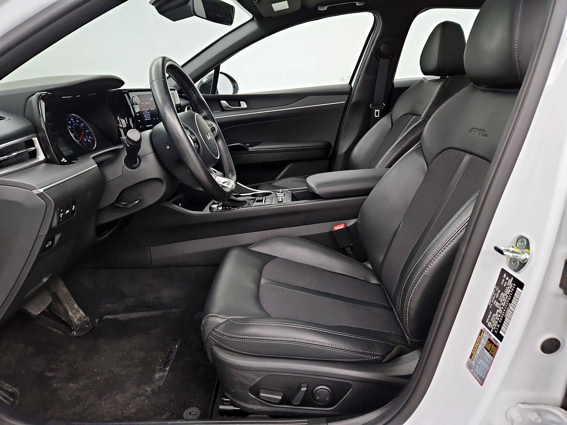 Thumbnail: 2023 Kia K5 - 11