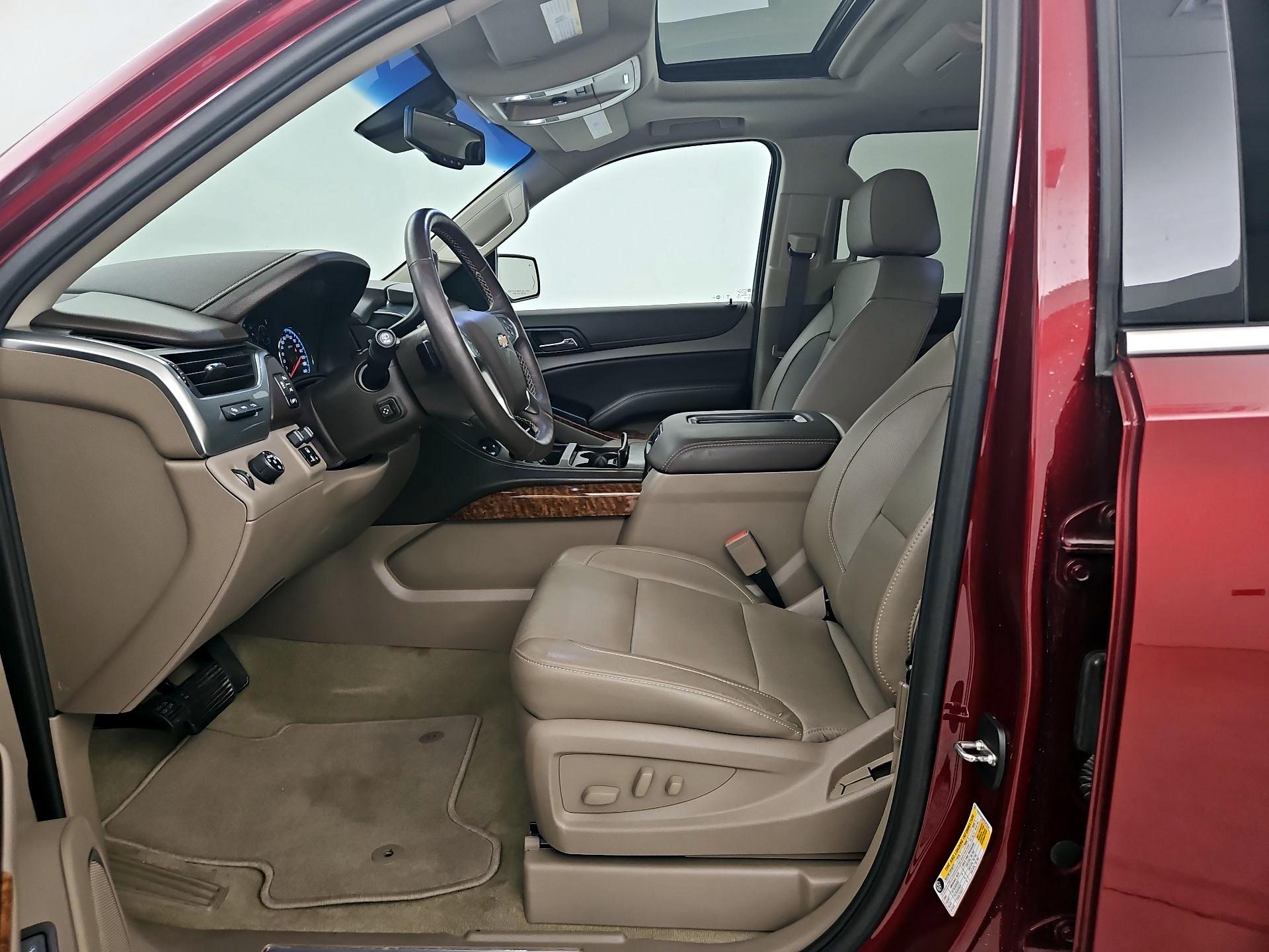 Thumbnail: 2017 Chevrolet Tahoe - 11