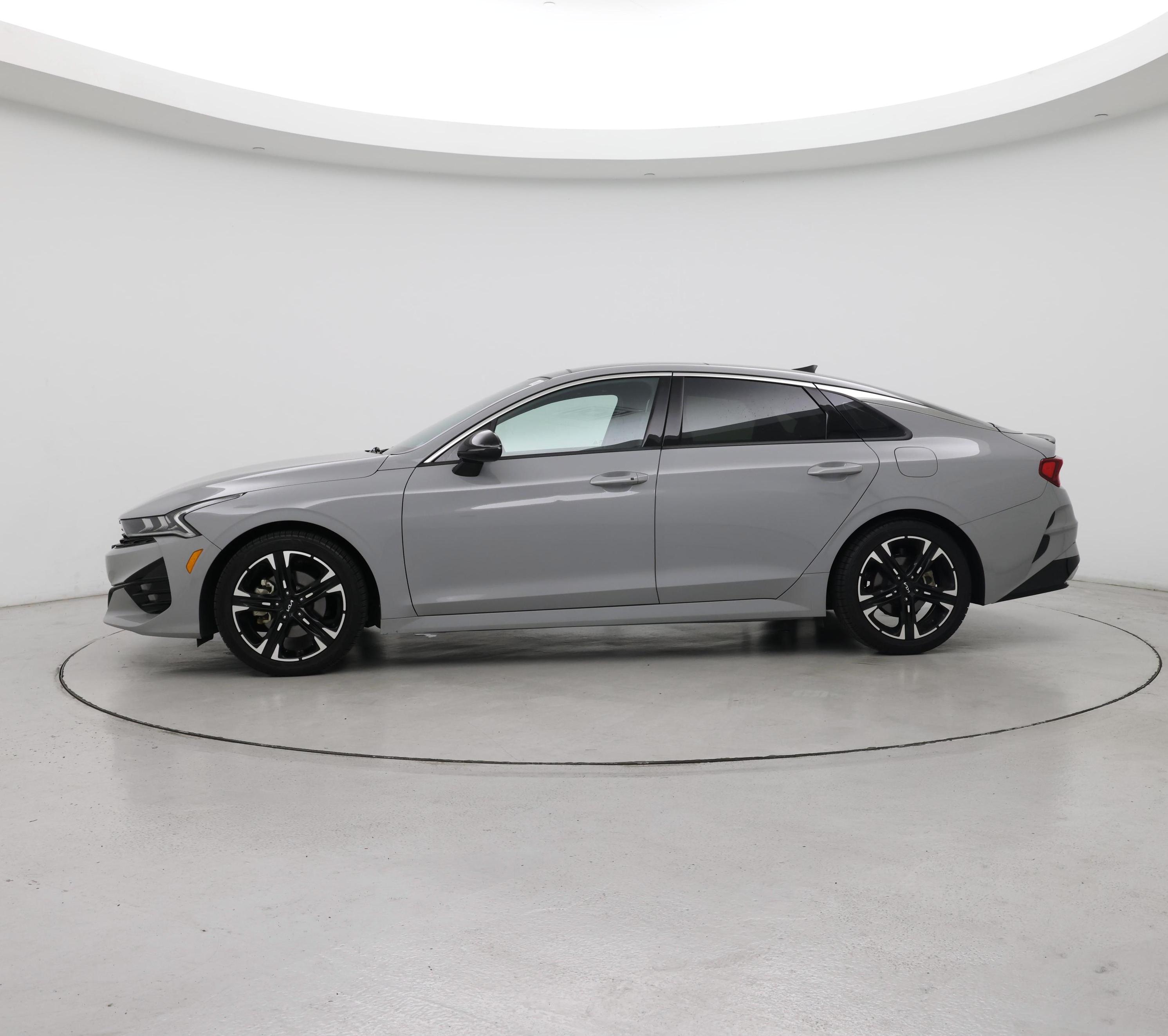 Thumbnail: 2023 Kia K5 - 3