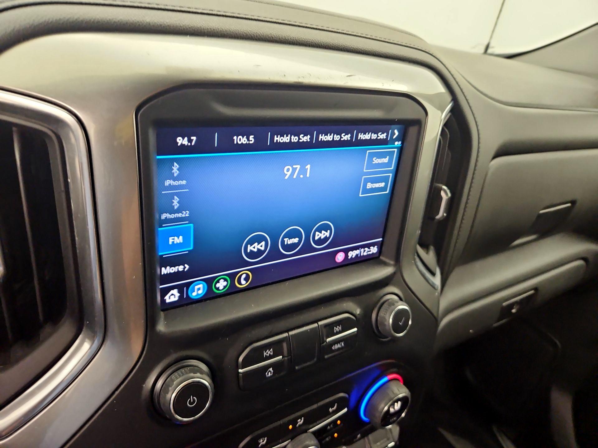Thumbnail: 2019 Chevrolet Silverado 1500 - 15
