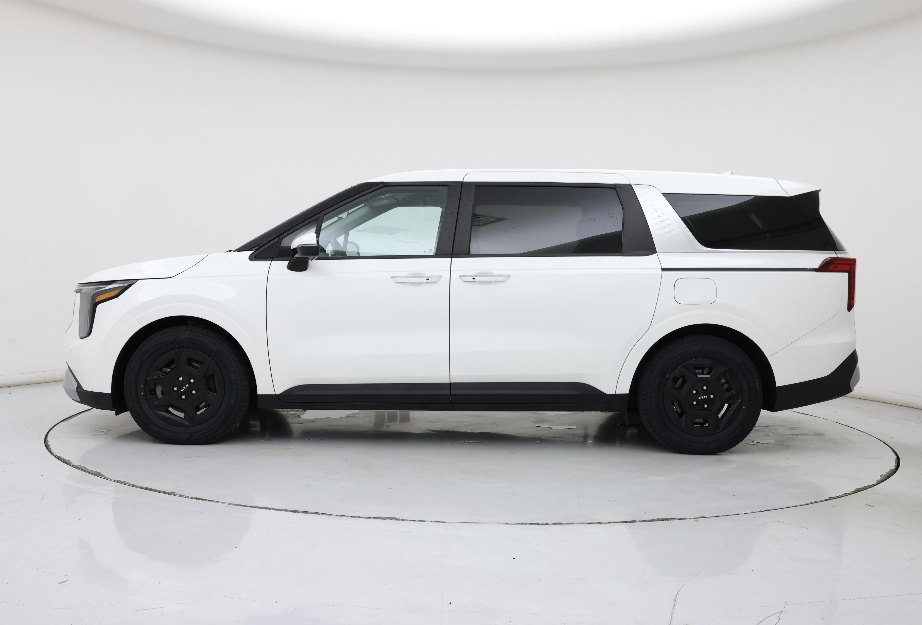 Thumbnail: 2025 Kia Carnival - 3