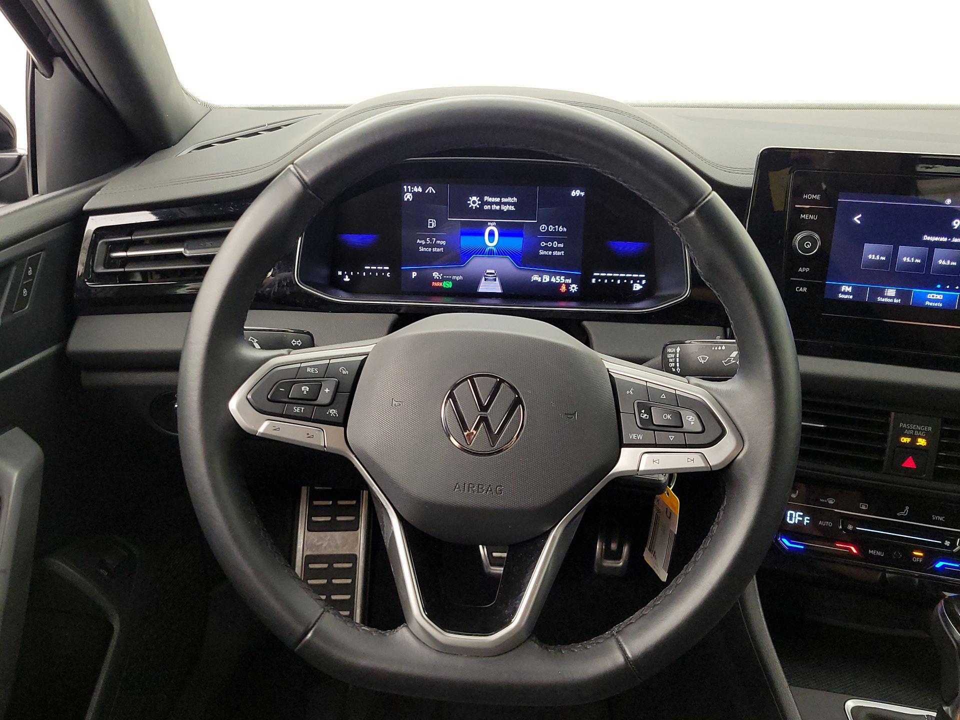 Thumbnail: 2025 Volkswagen Jetta - 10