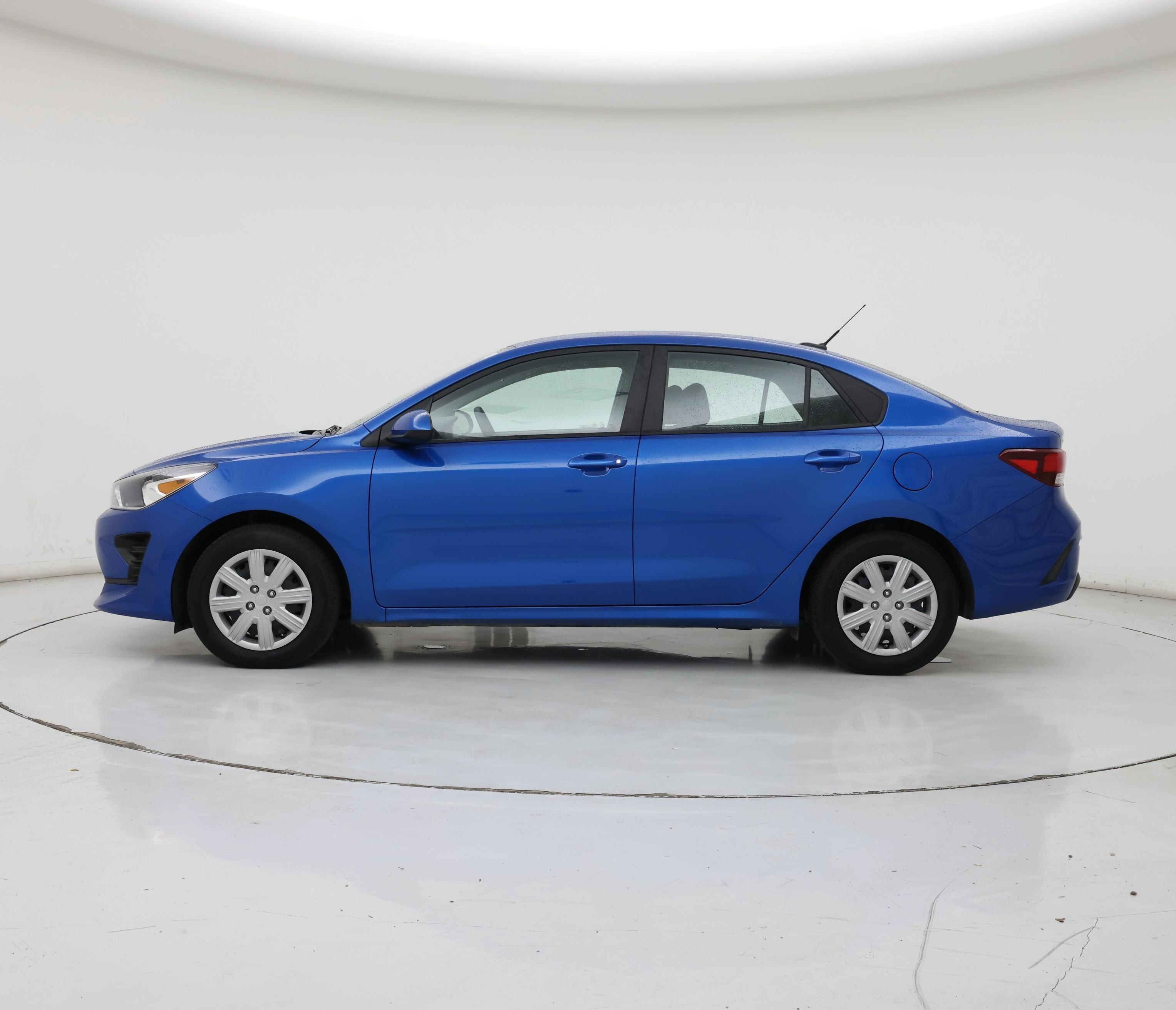 Thumbnail: 2023 Kia Rio - 3