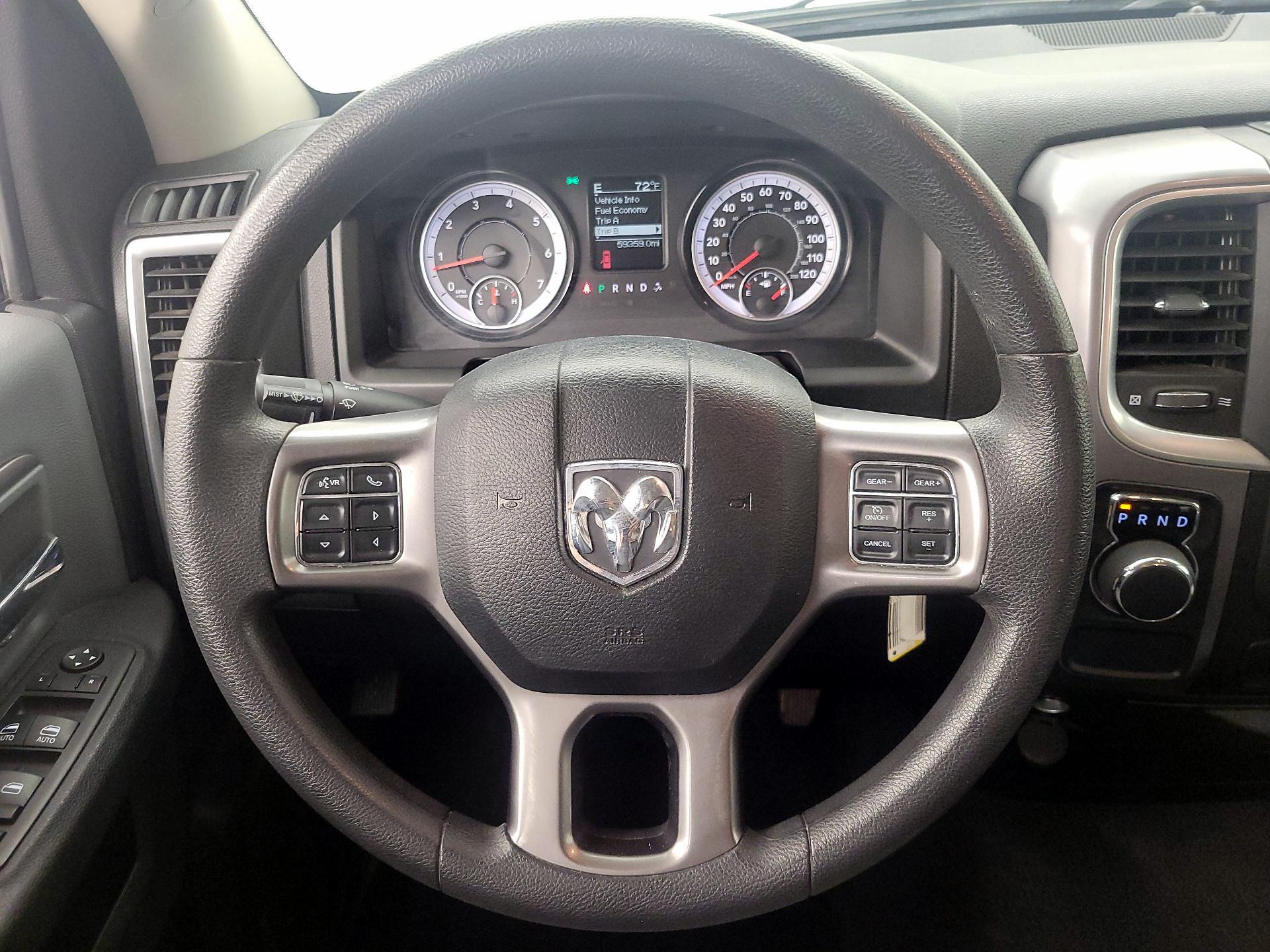 Thumbnail: 2024 RAM 1500 Classic - 10