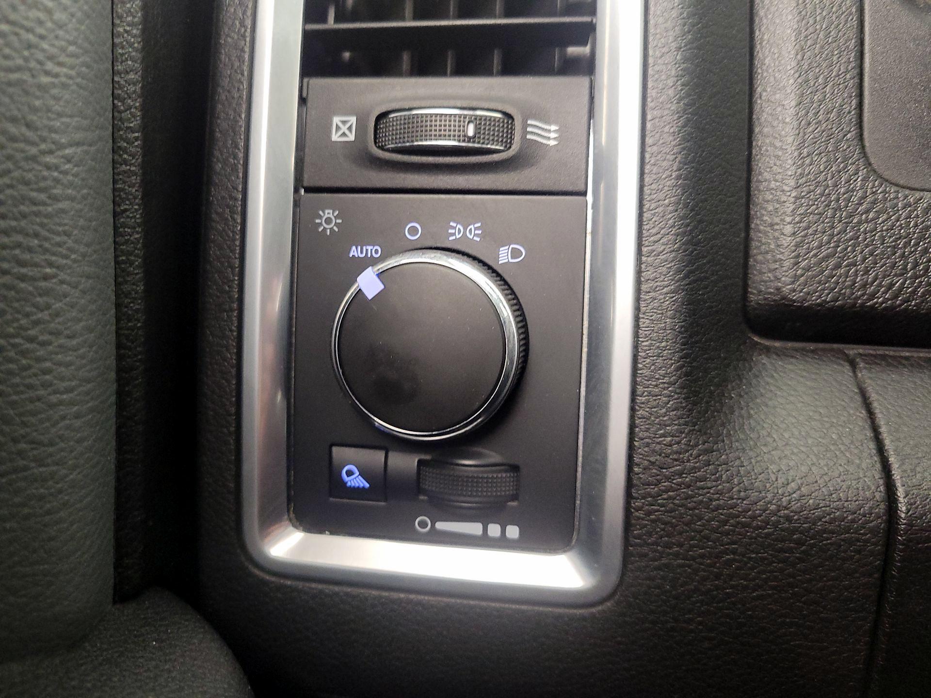 Thumbnail: 2024 RAM 1500 Classic - 13