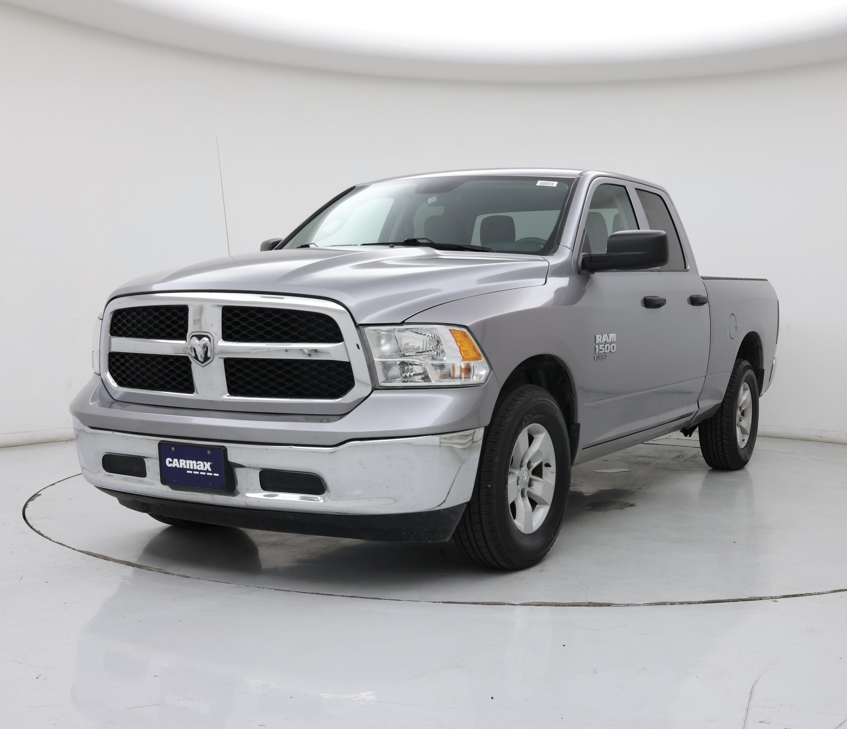 Thumbnail: 2024 RAM 1500 Classic - 4