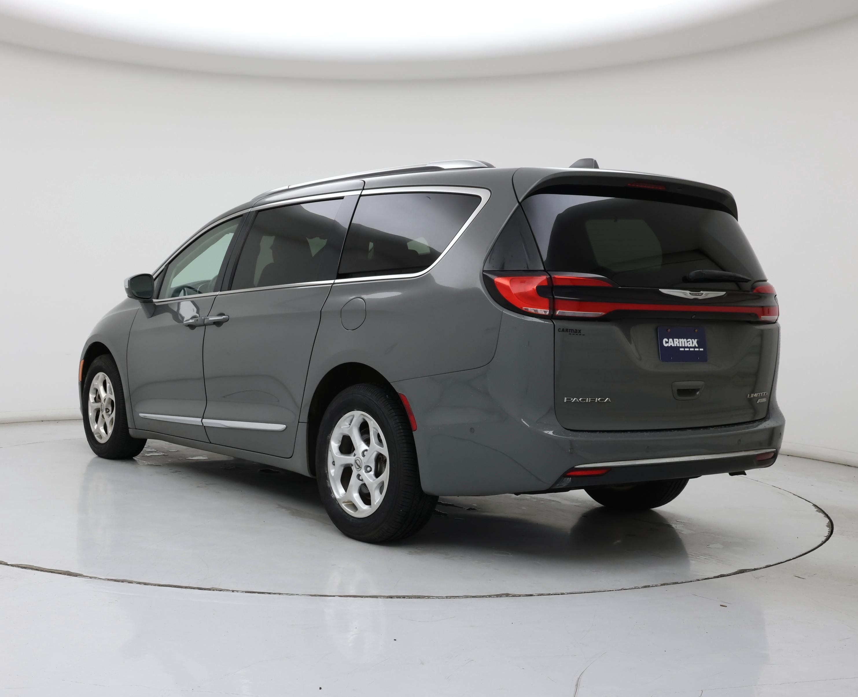 Thumbnail: 2021 Chrysler Pacifica - 2