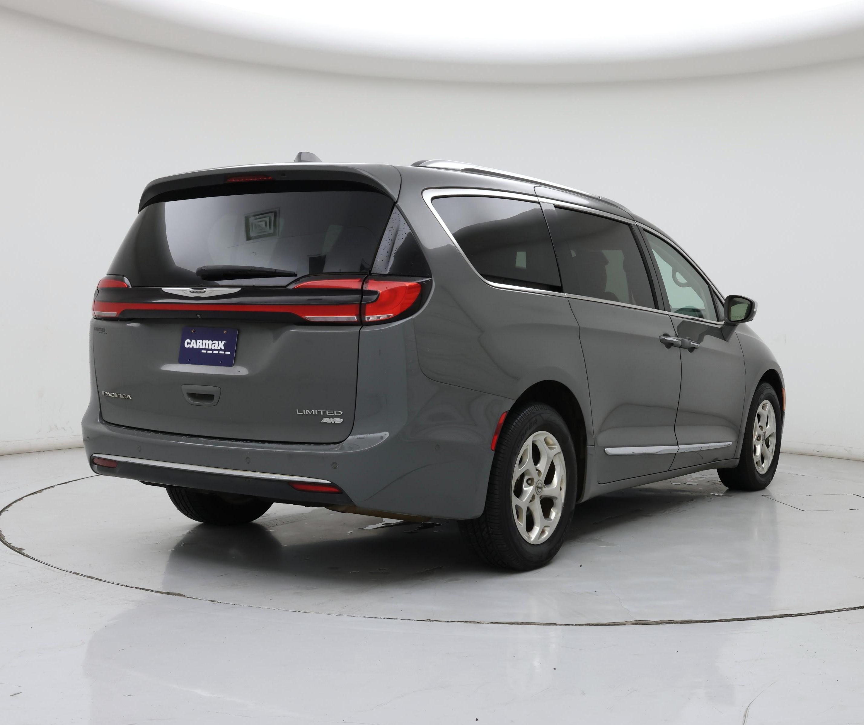 Thumbnail: 2021 Chrysler Pacifica - 8