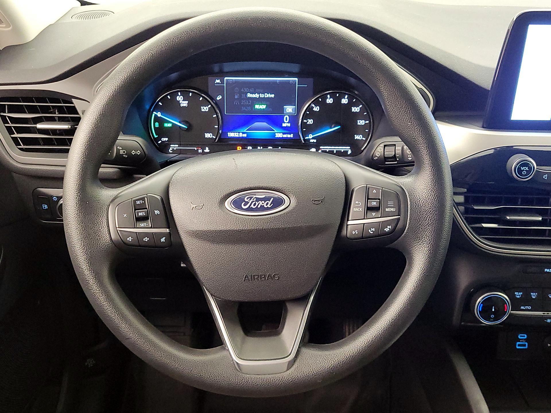 Thumbnail: 2022 Ford Escape - 10