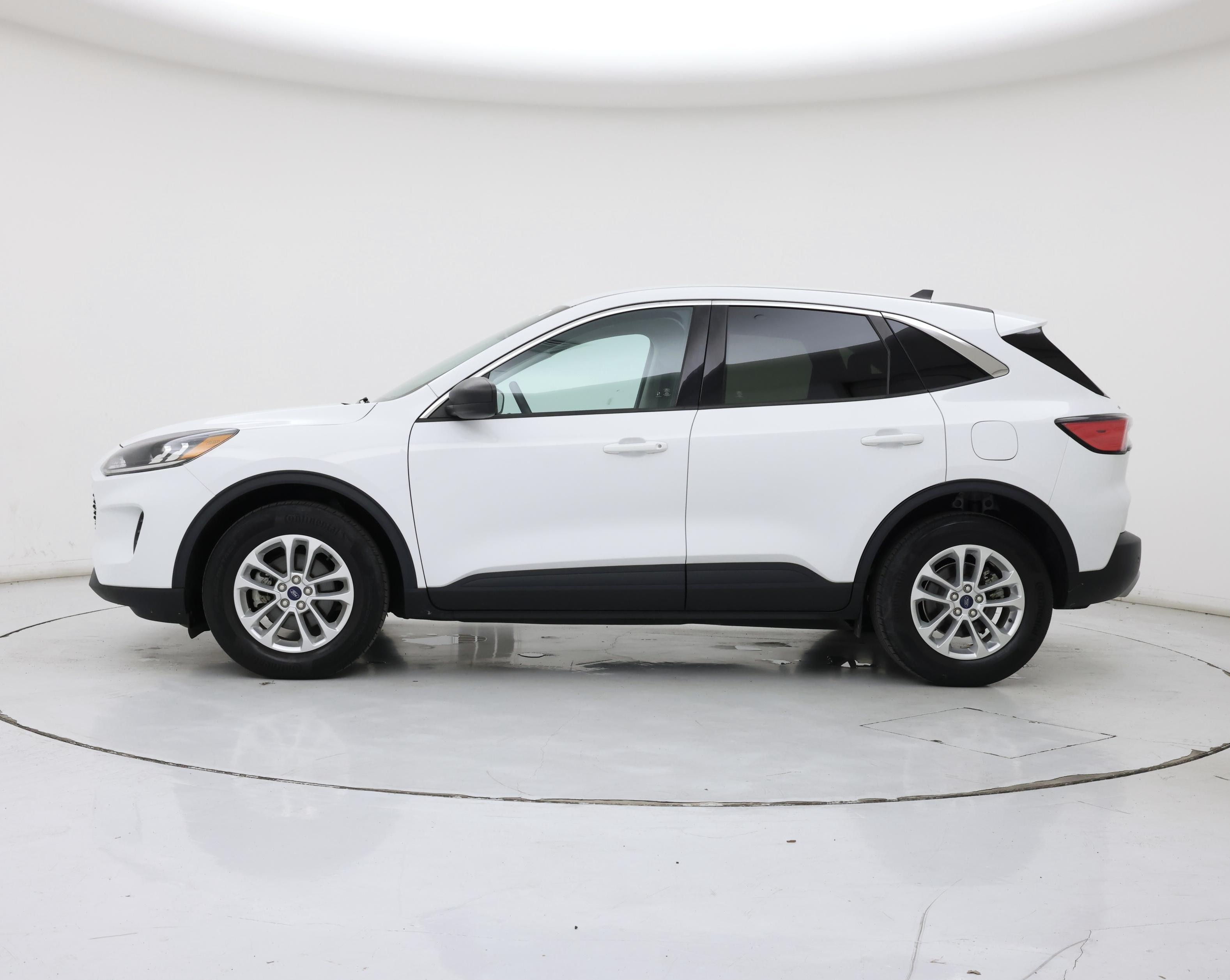 Thumbnail: 2022 Ford Escape - 3