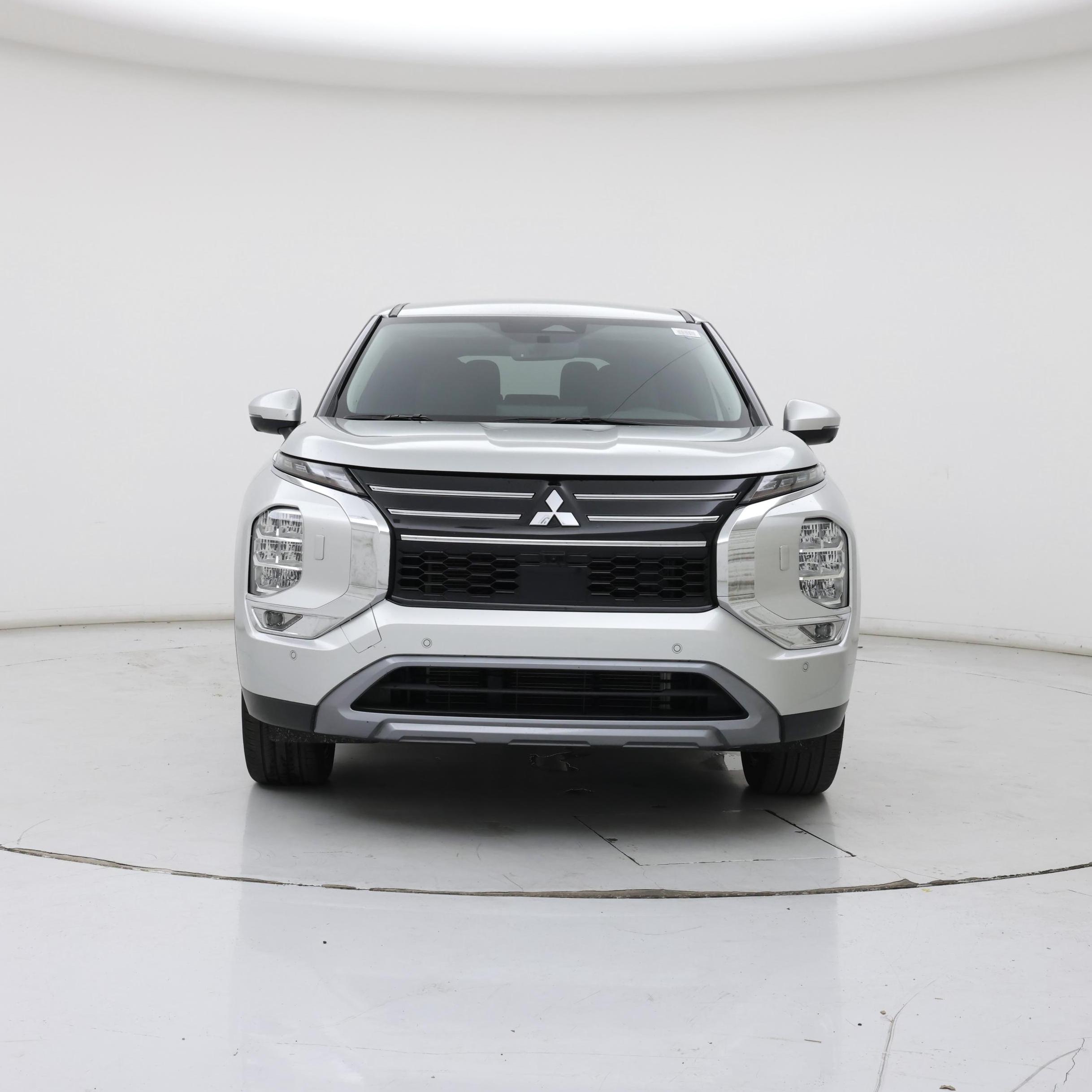 Thumbnail: 2025 Mitsubishi Outlander - 5