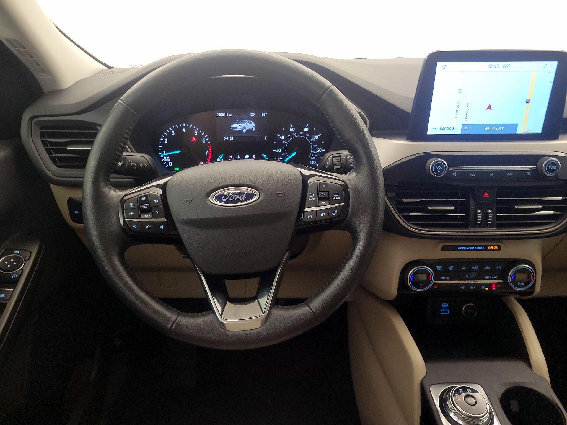 Thumbnail: 2021 Ford Escape - 10