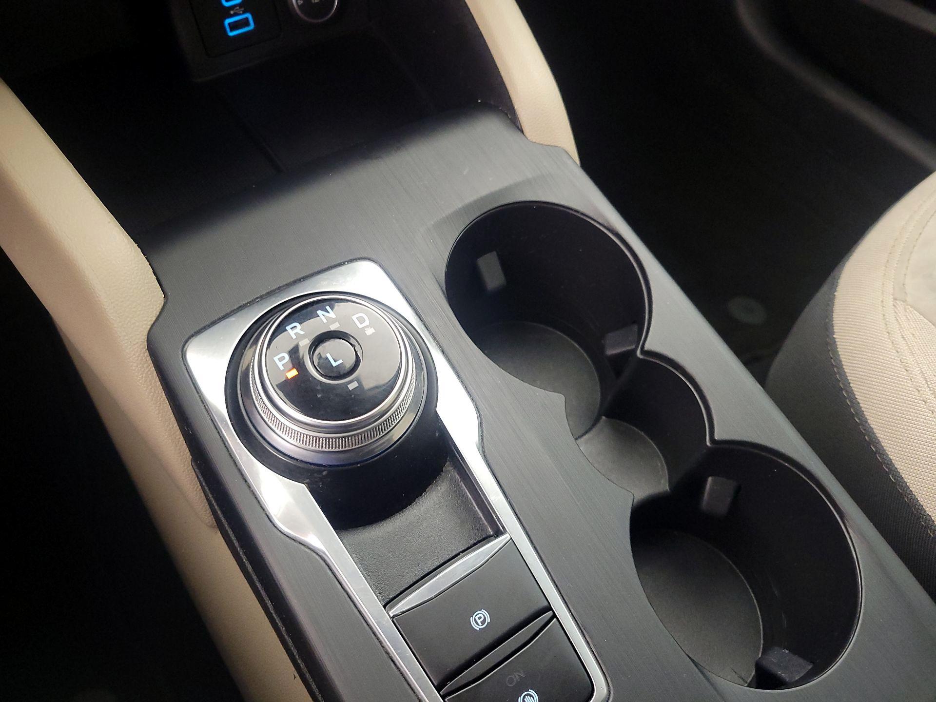 Thumbnail: 2021 Ford Escape - 18