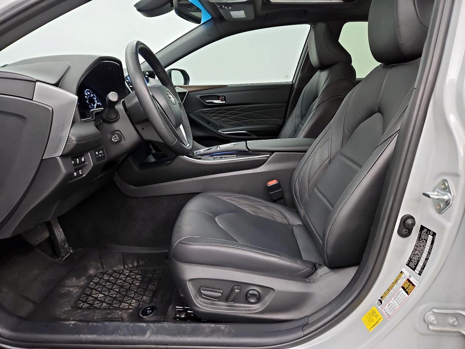 2022 Toyota Avalon Limited - Photo 12