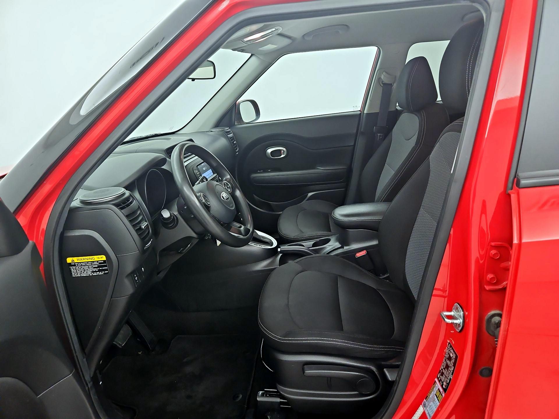 Thumbnail: 2017 Kia Soul - 11