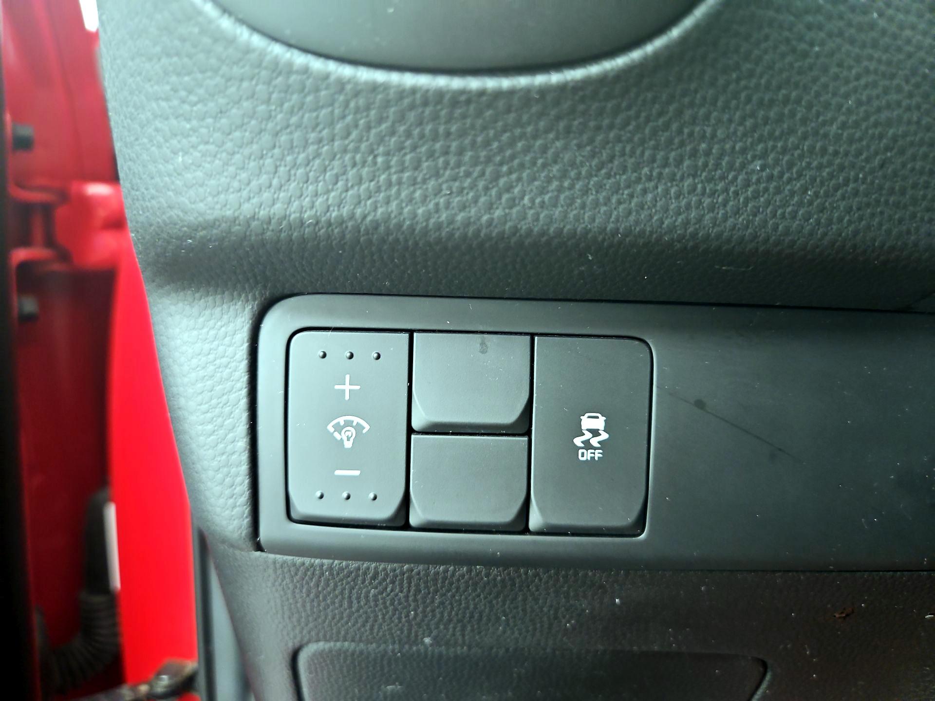 Thumbnail: 2017 Kia Soul - 13
