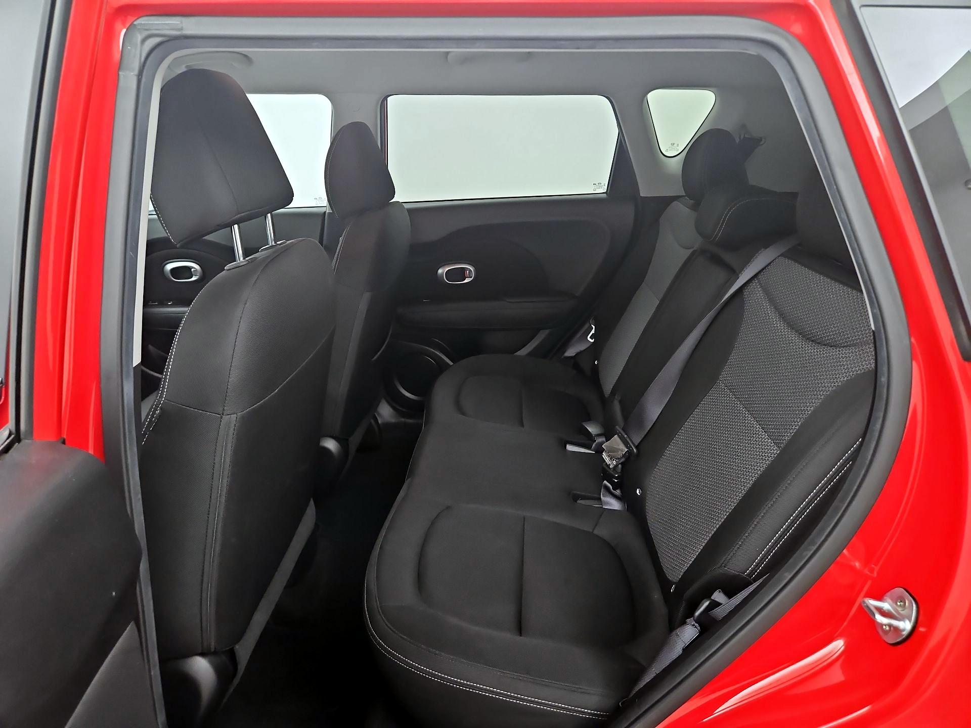 Thumbnail: 2017 Kia Soul - 19