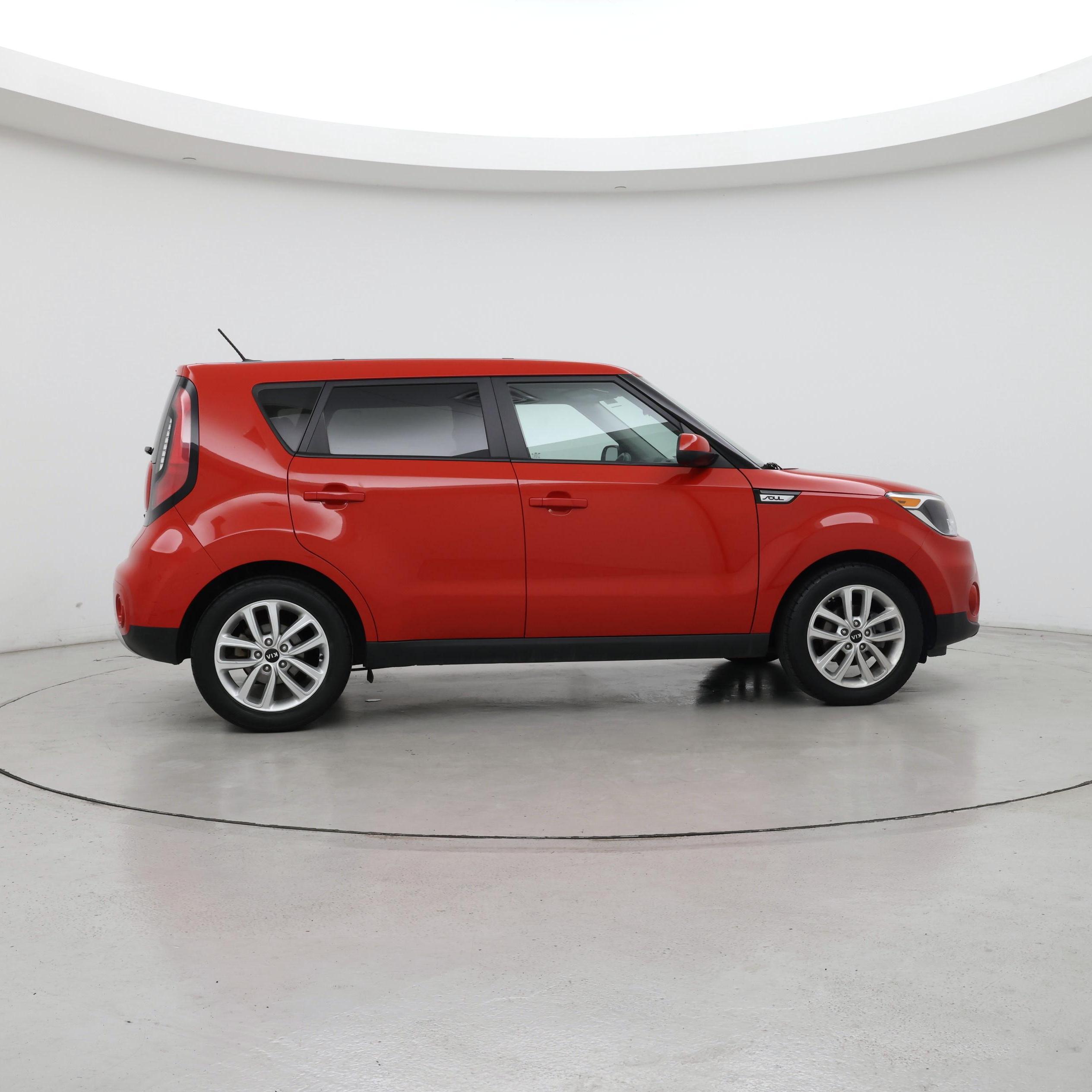 Thumbnail: 2017 Kia Soul - 7