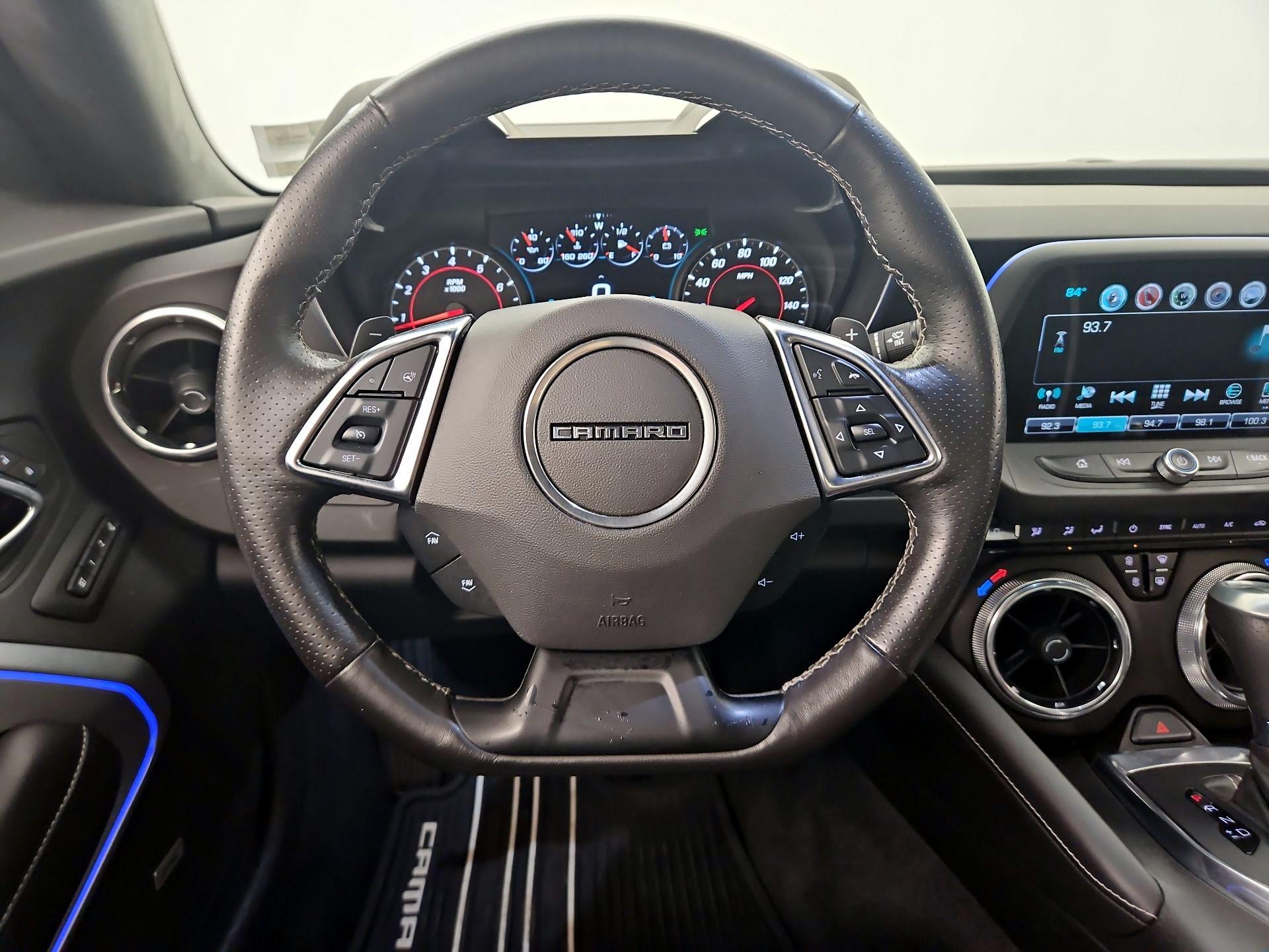Thumbnail: 2018 Chevrolet Camaro - 10