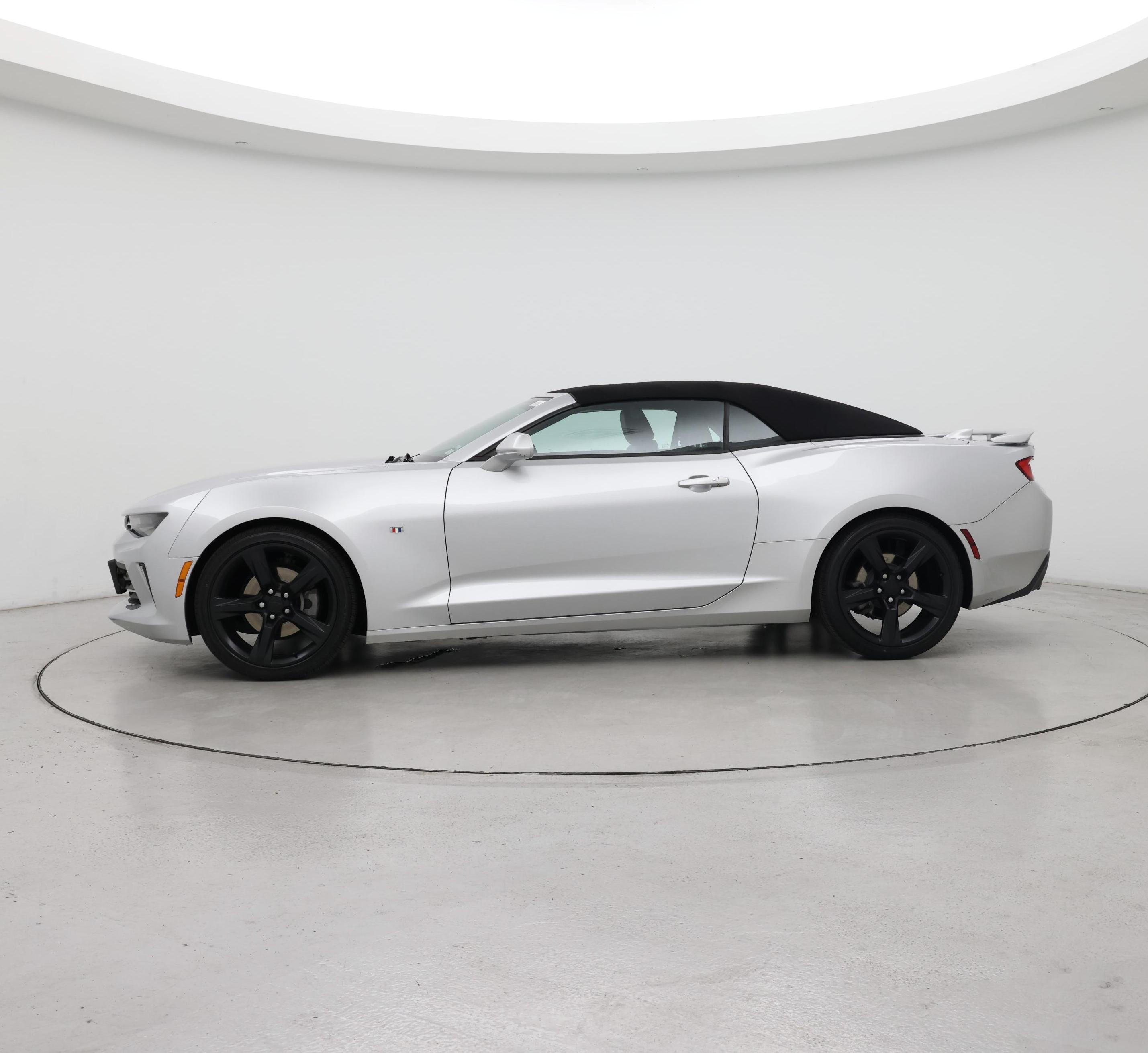 Thumbnail: 2018 Chevrolet Camaro - 3